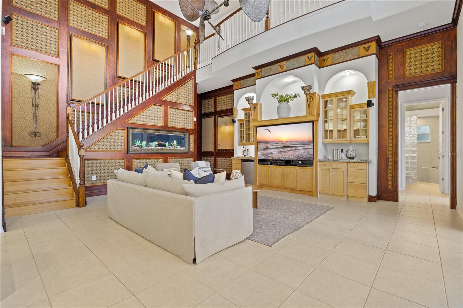 Image 28 of 98 For 13609 18th Place E