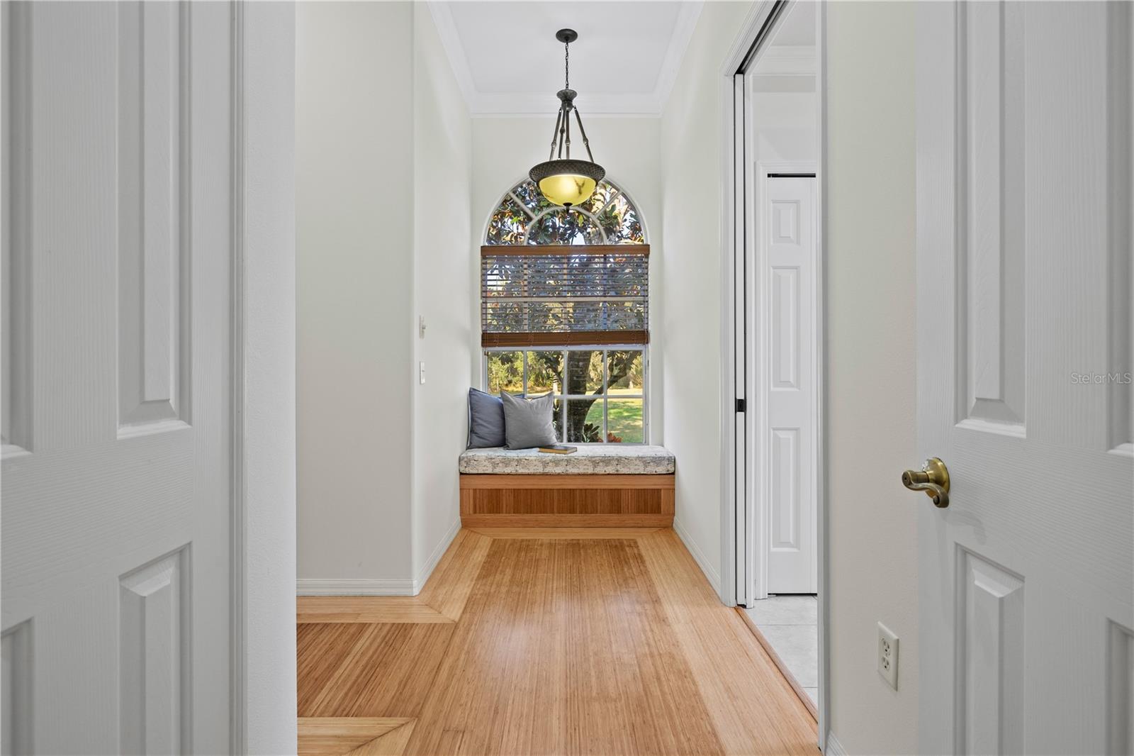 Image 37 of 98 For 13609 18th Place E