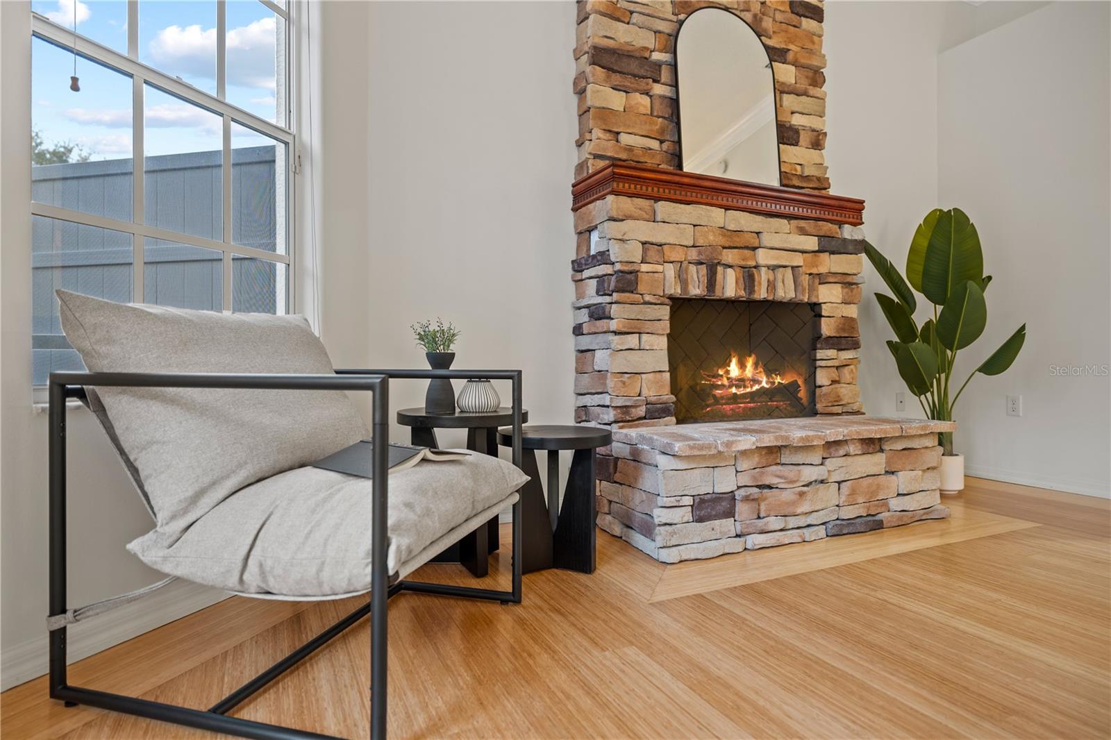 Image 43 of 98 For 13609 18th Place E