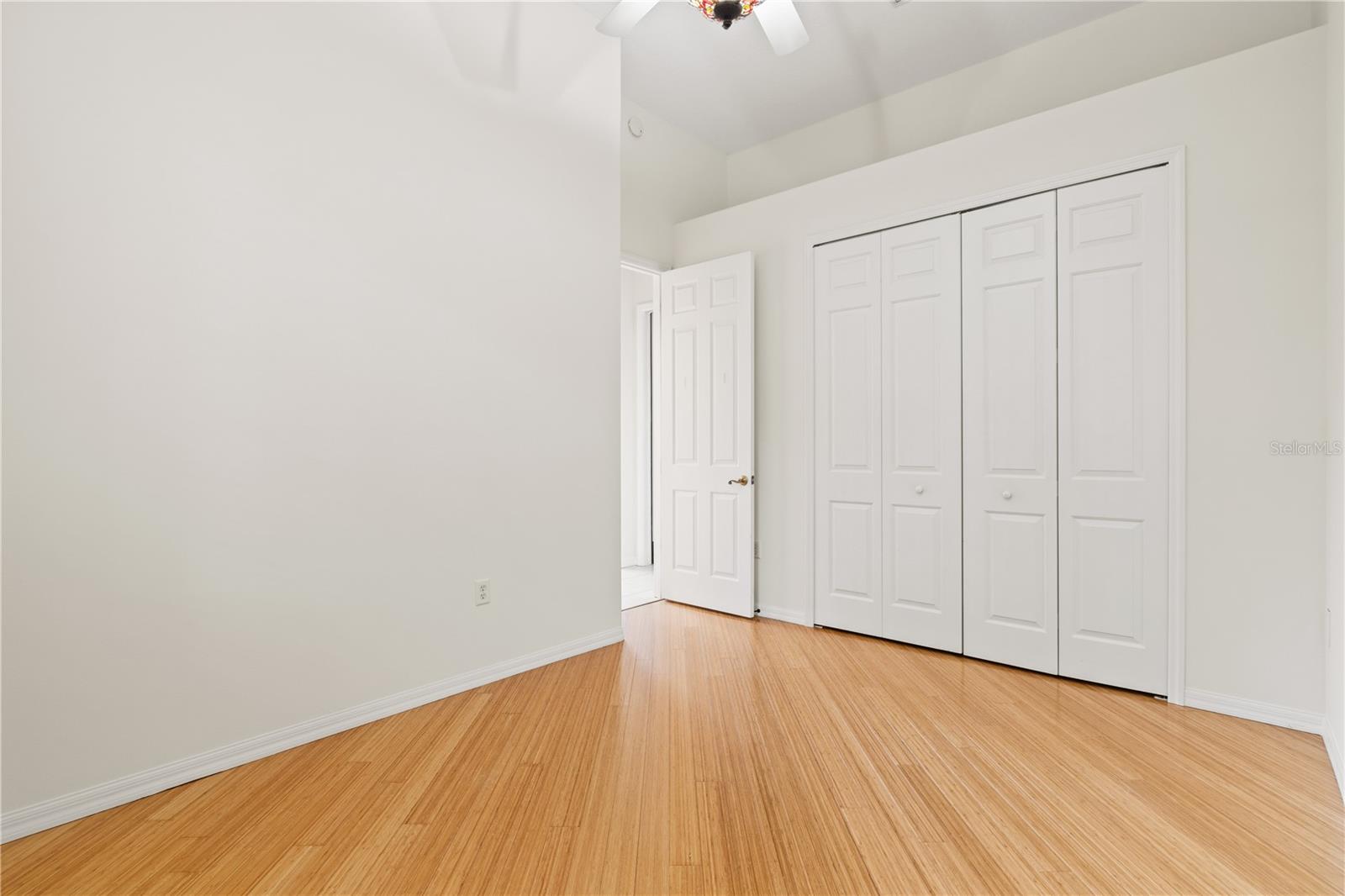 Image 54 of 98 For 13609 18th Place E