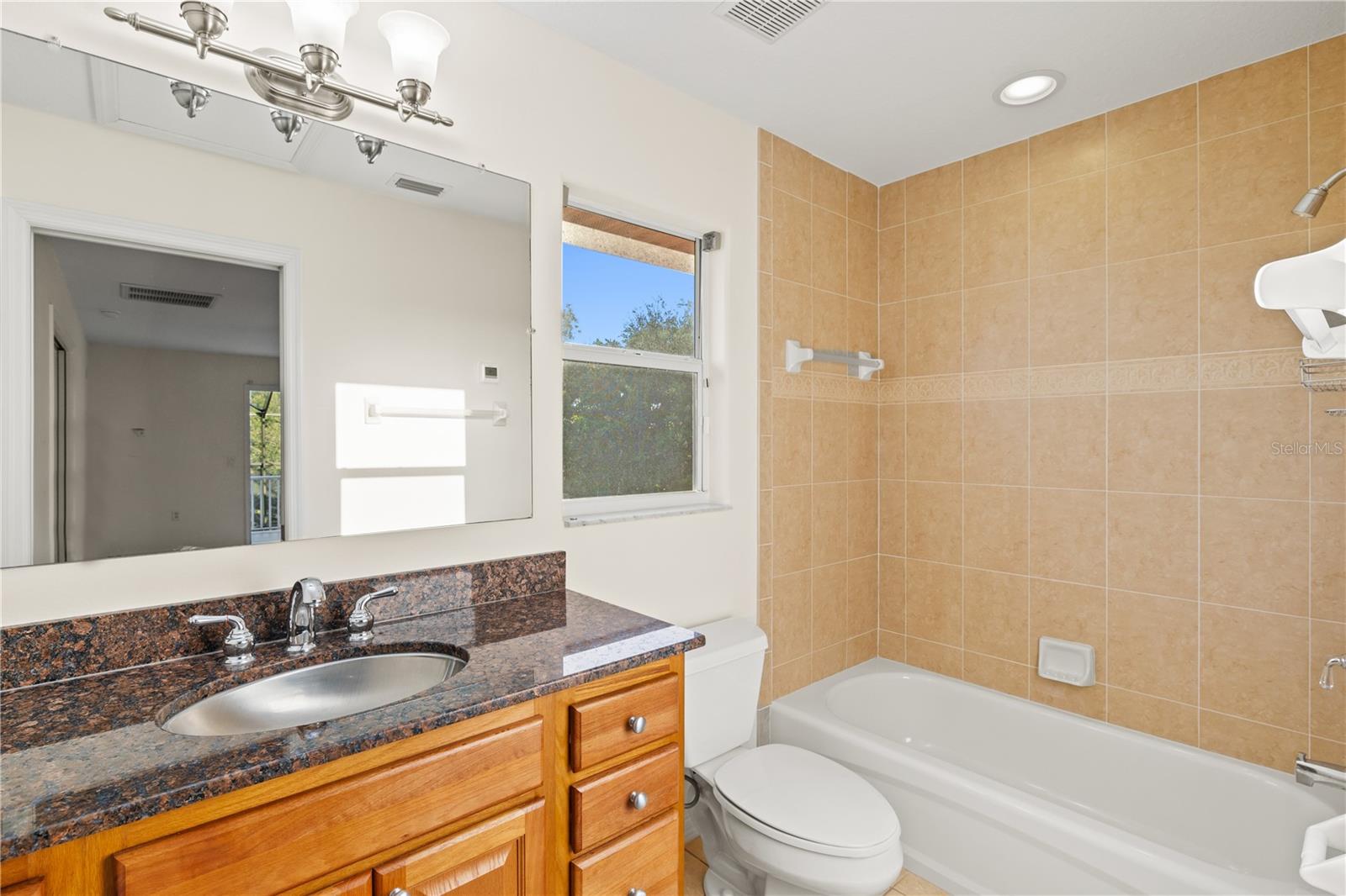 Image 61 of 98 For 13609 18th Place E