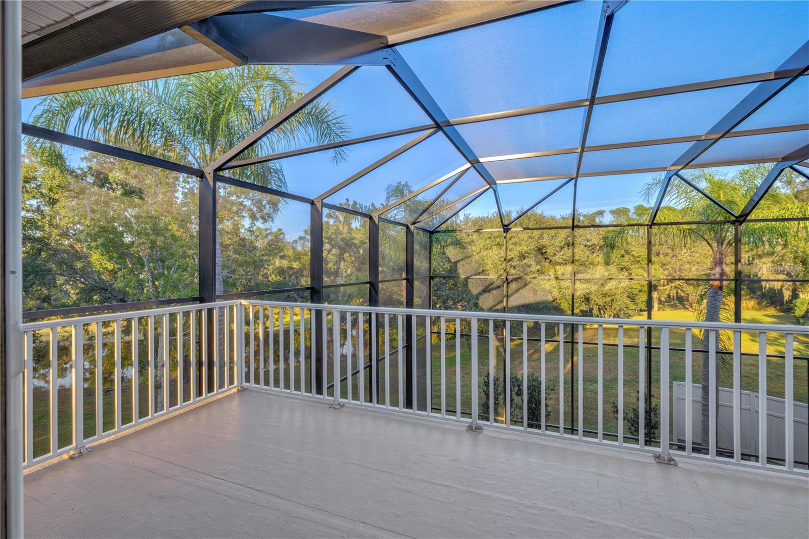 Image 62 of 98 For 13609 18th Place E