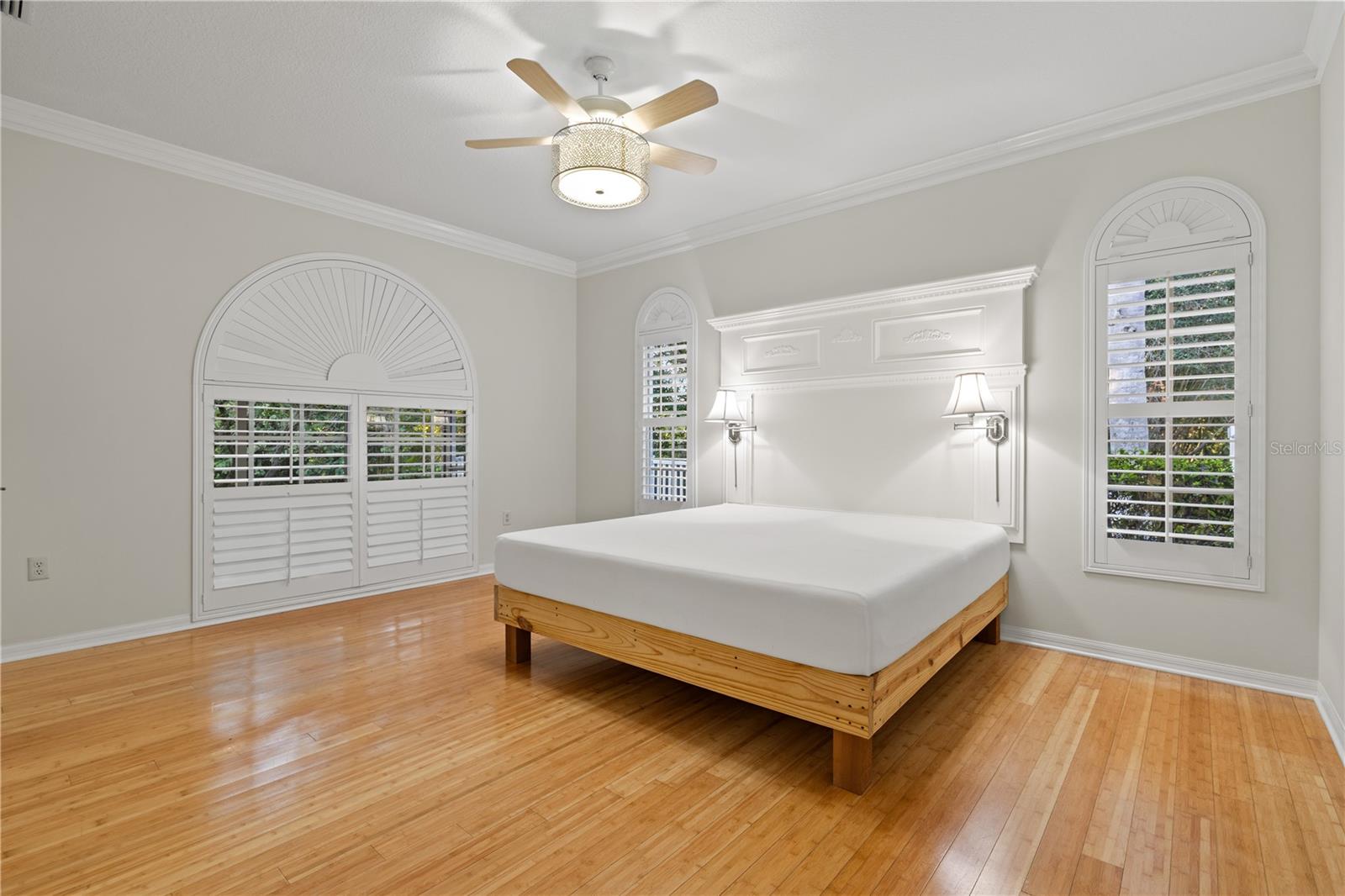 Image 79 of 98 For 13609 18th Place E