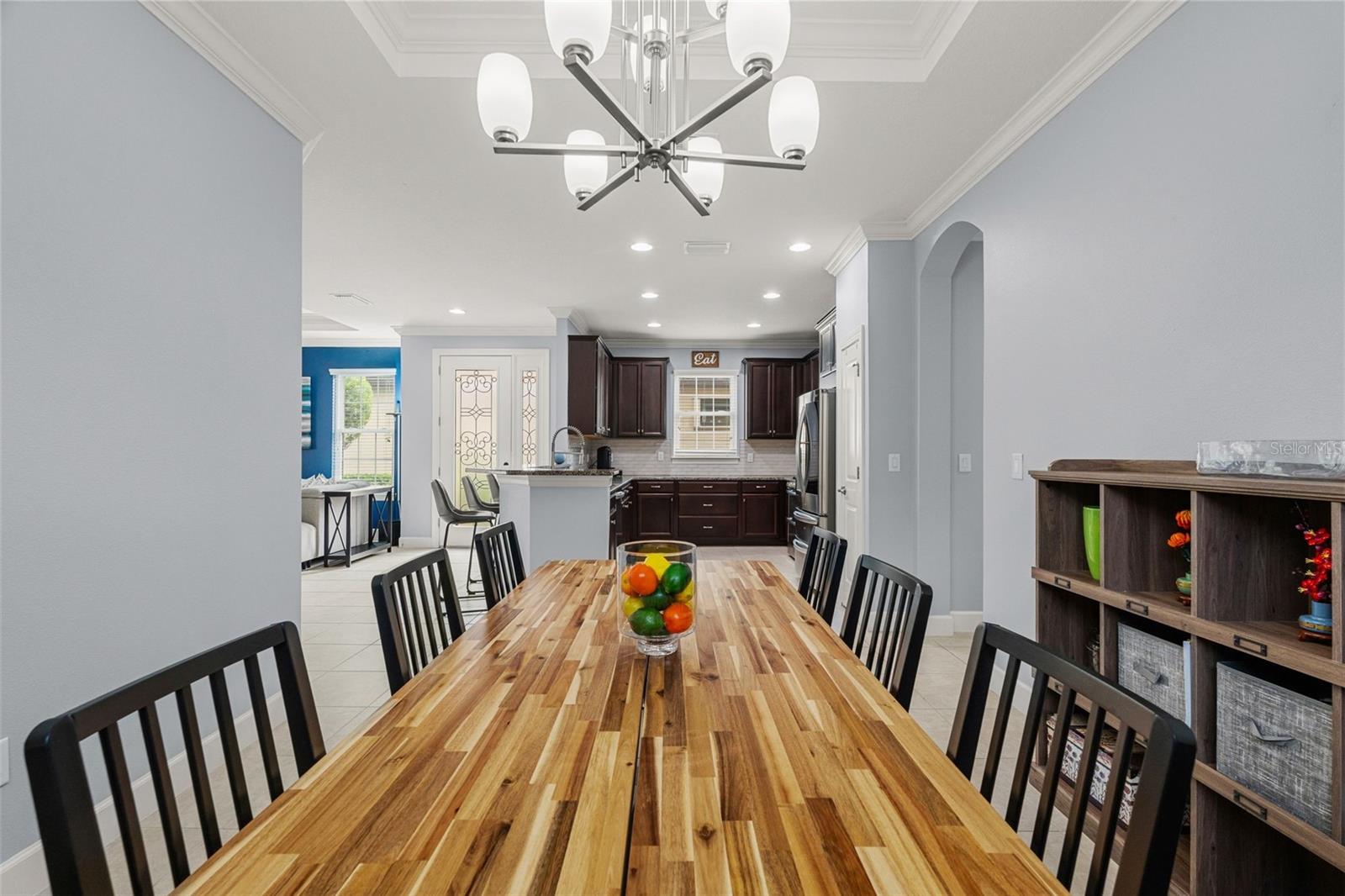 Image 23 of 53 For 10413 Highland Park Place