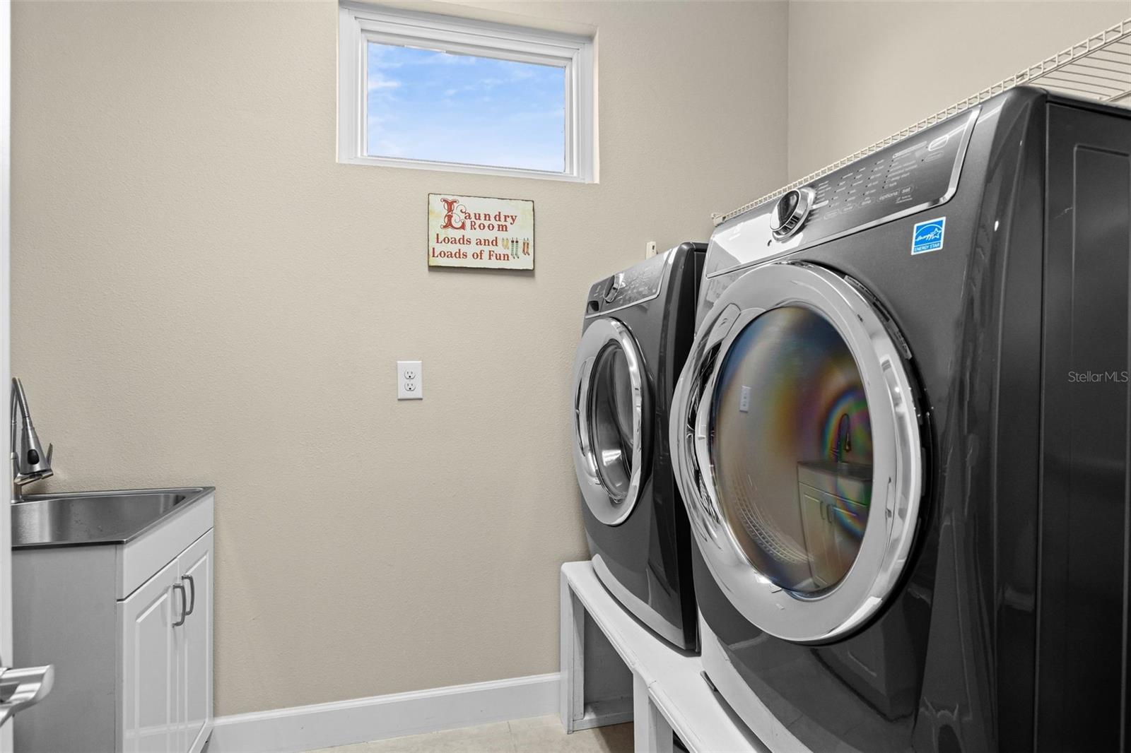 Image 36 of 53 For 10413 Highland Park Place