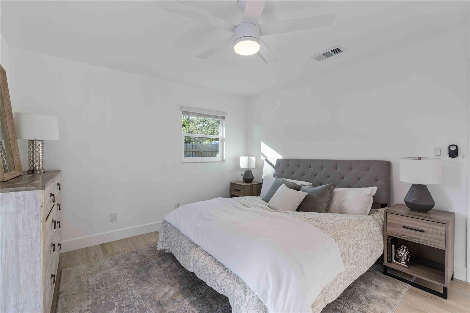 Image 17 of 46 For 226 Parkview Drive