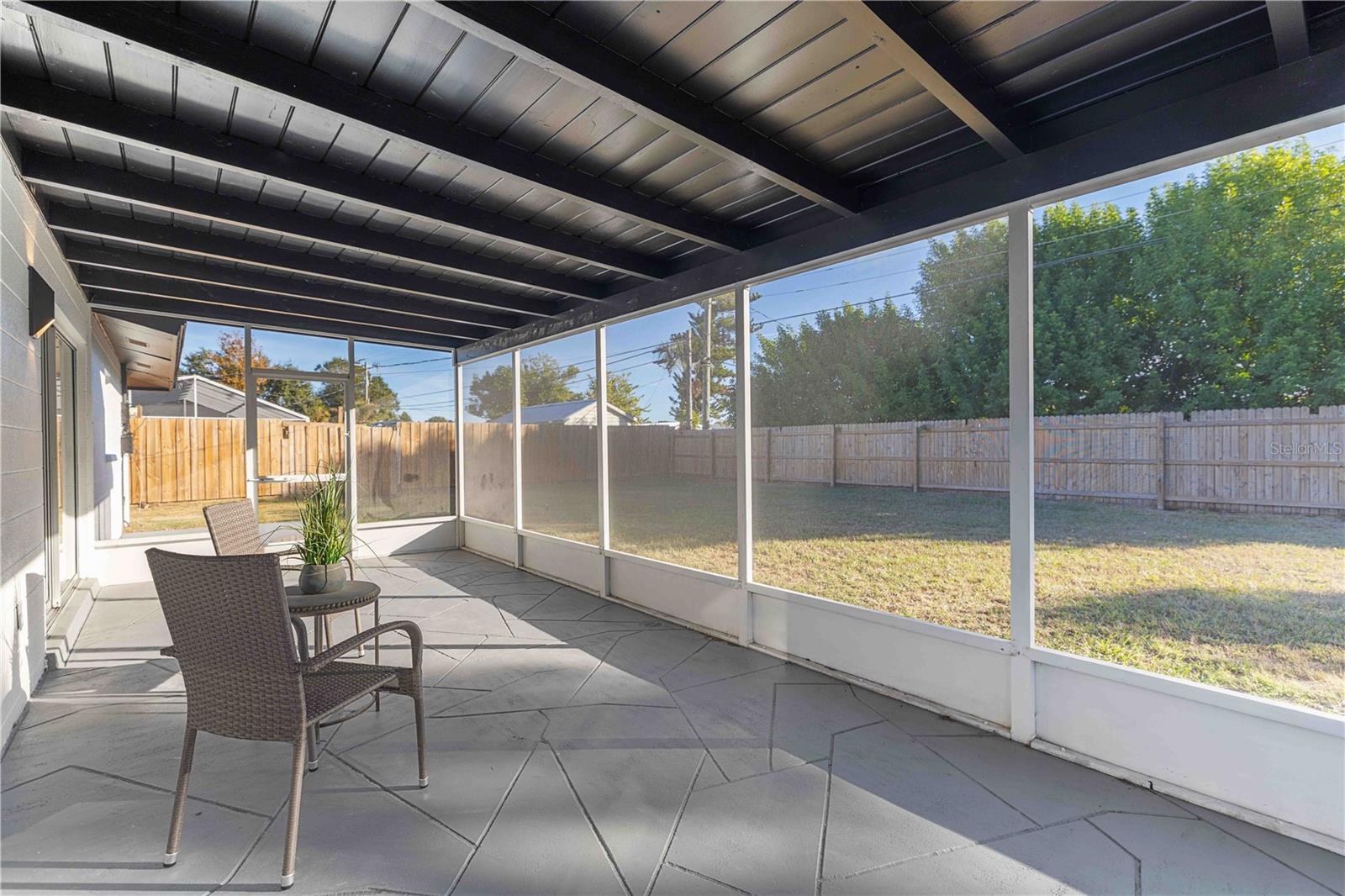 Image 22 of 46 For 226 Parkview Drive