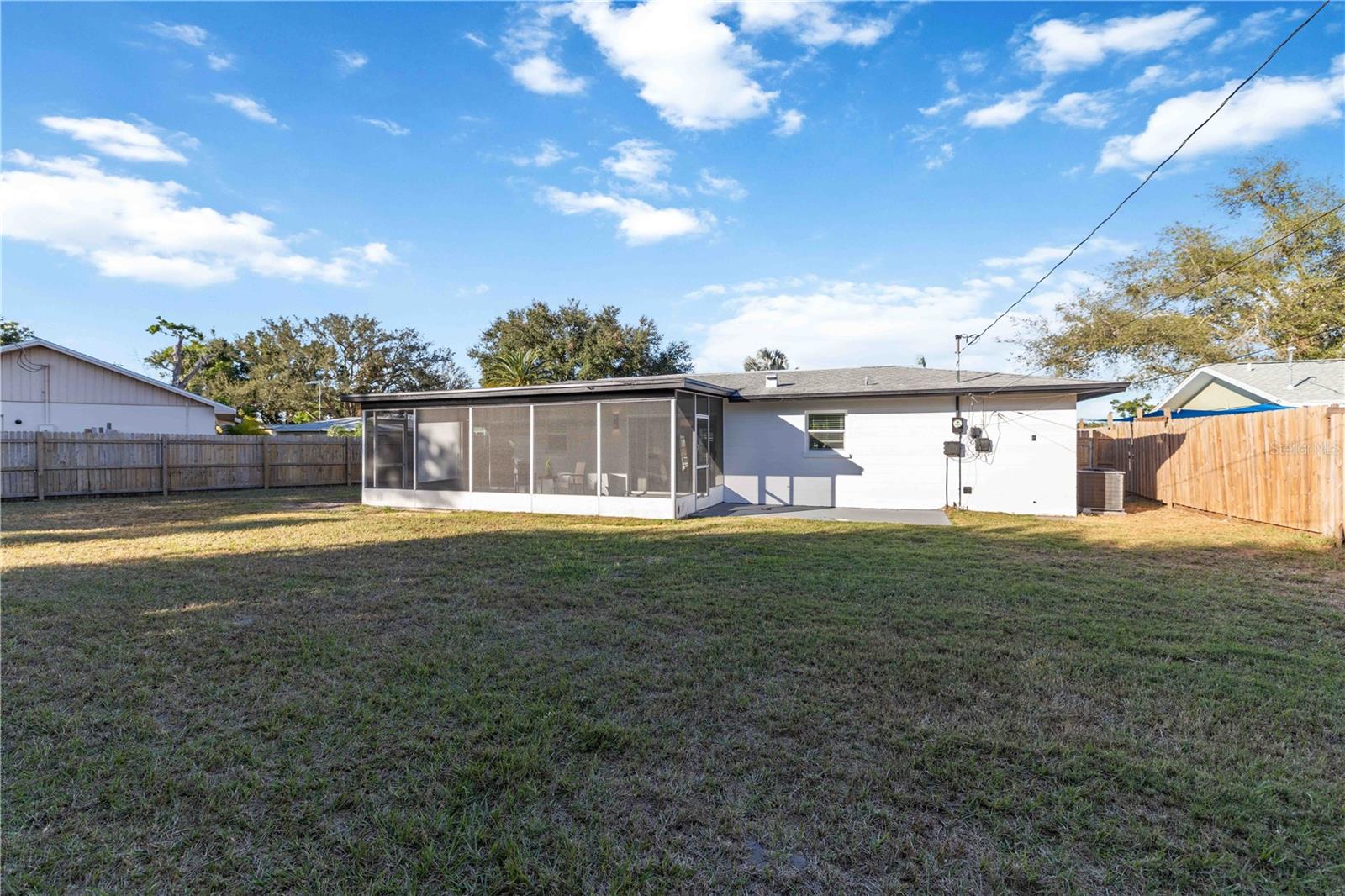 Image 28 of 46 For 226 Parkview Drive