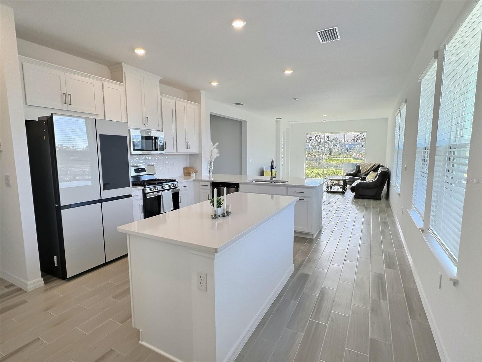 Image 4 of 28 For 8525 Snowfall Street