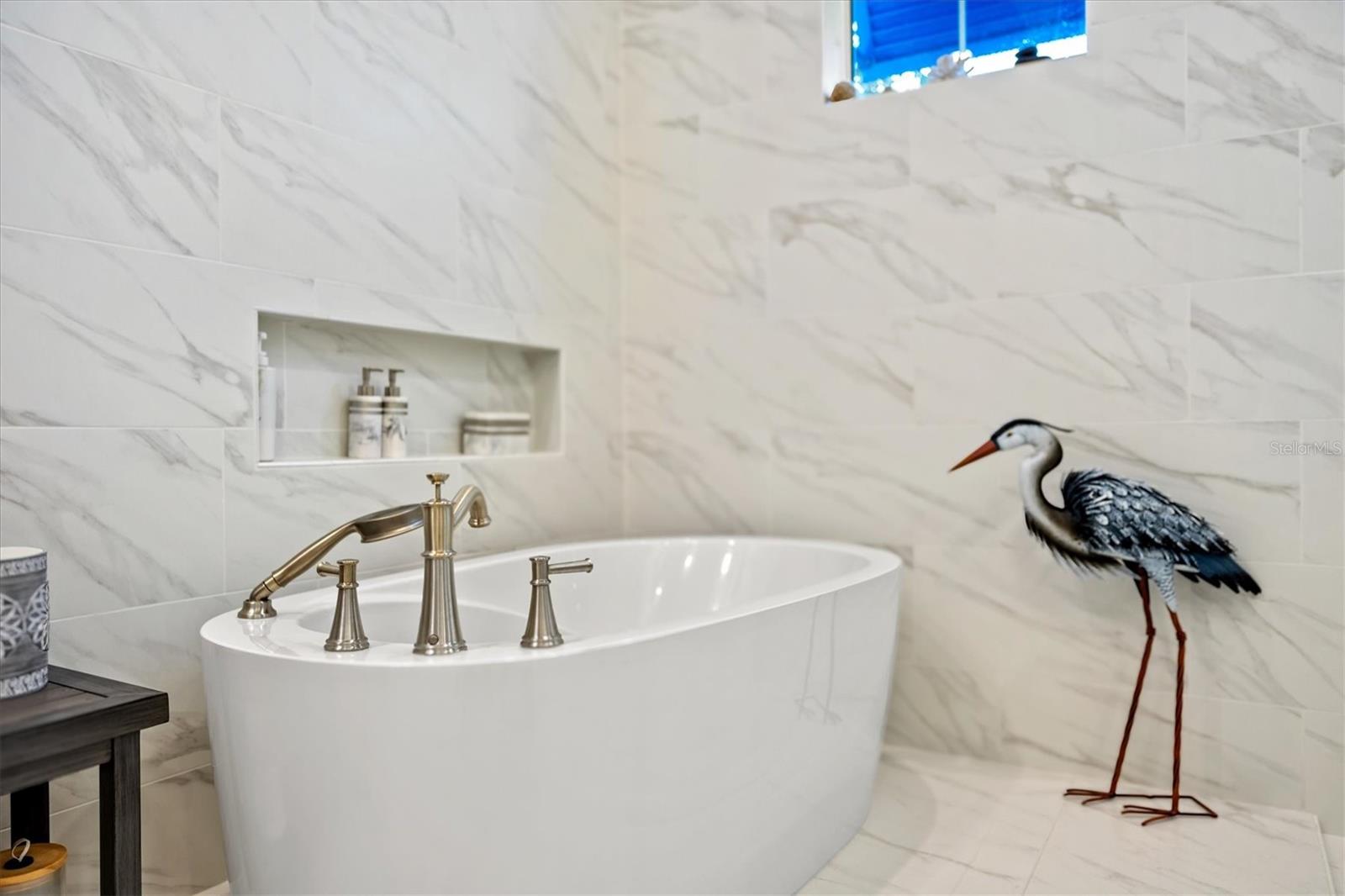 Image 39 of 100 For 7916 Mainsail Lane