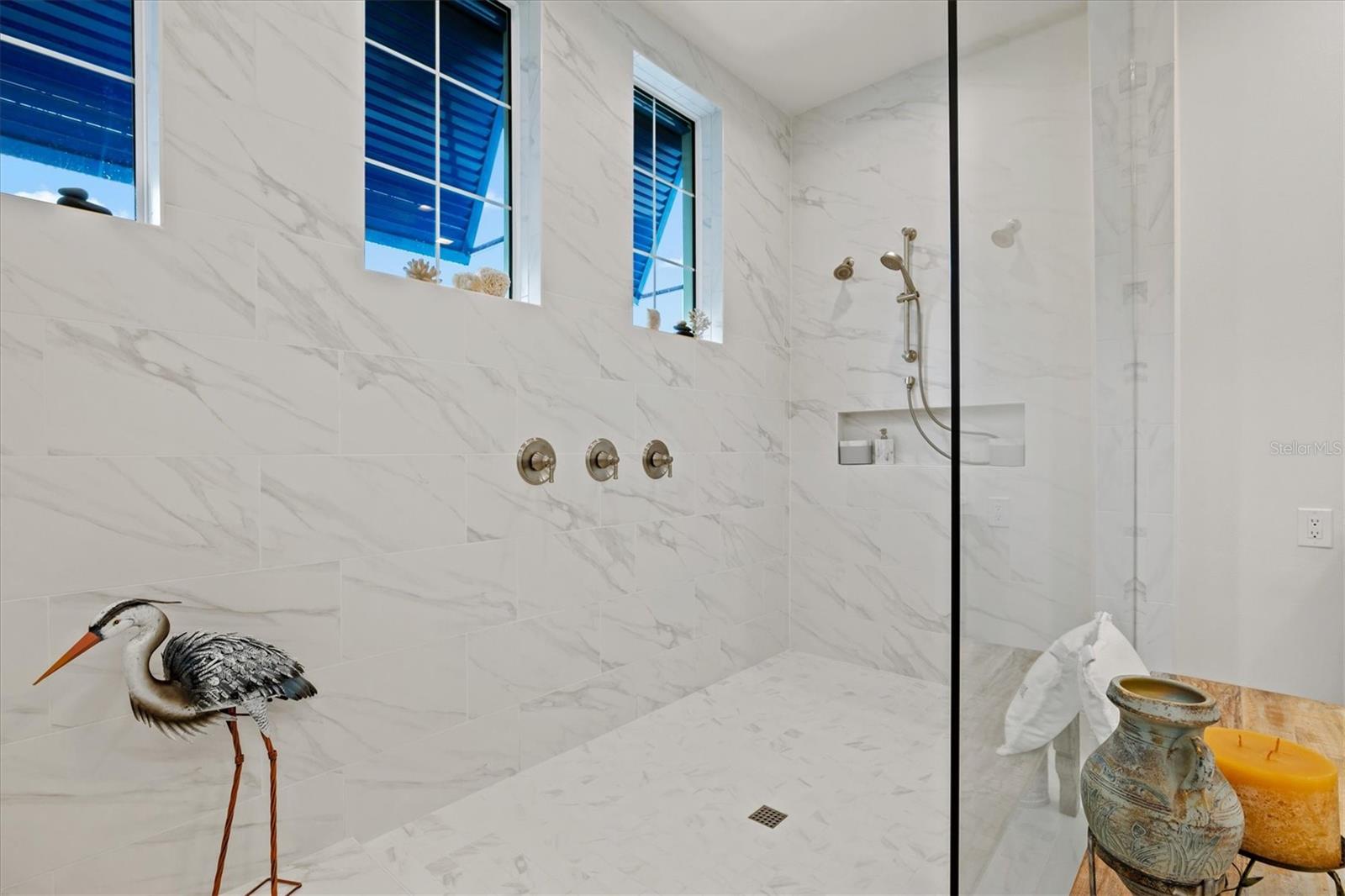 Image 40 of 100 For 7916 Mainsail Lane