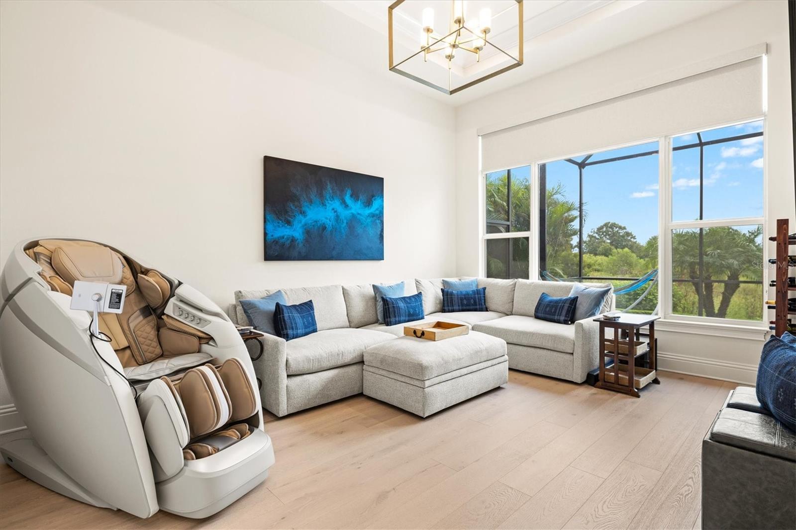 Image 44 of 100 For 7916 Mainsail Lane