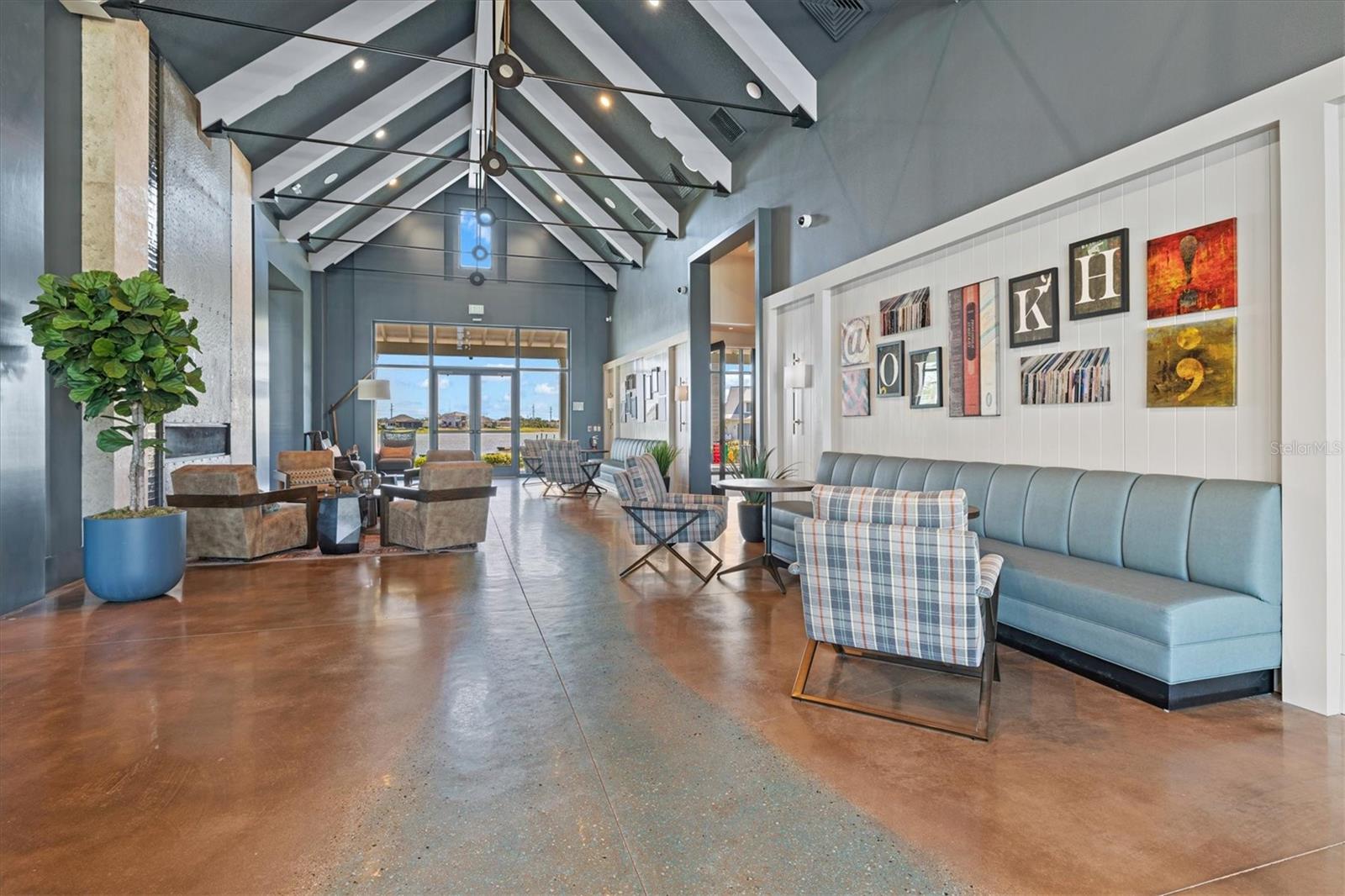 Image 82 of 100 For 7916 Mainsail Lane