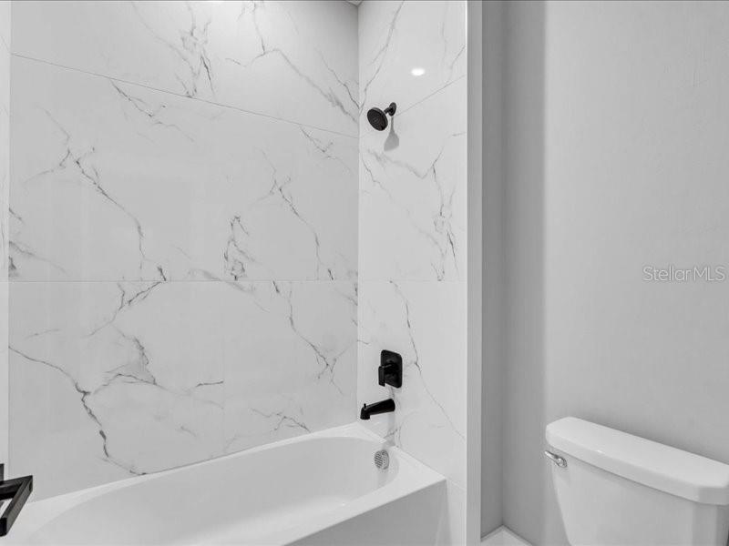 Image 18 of 34 For 15254 Sea Salt Way