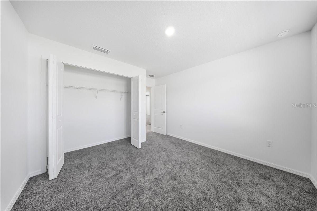 Image 18 of 26 For 5565 Lavender Avenue
