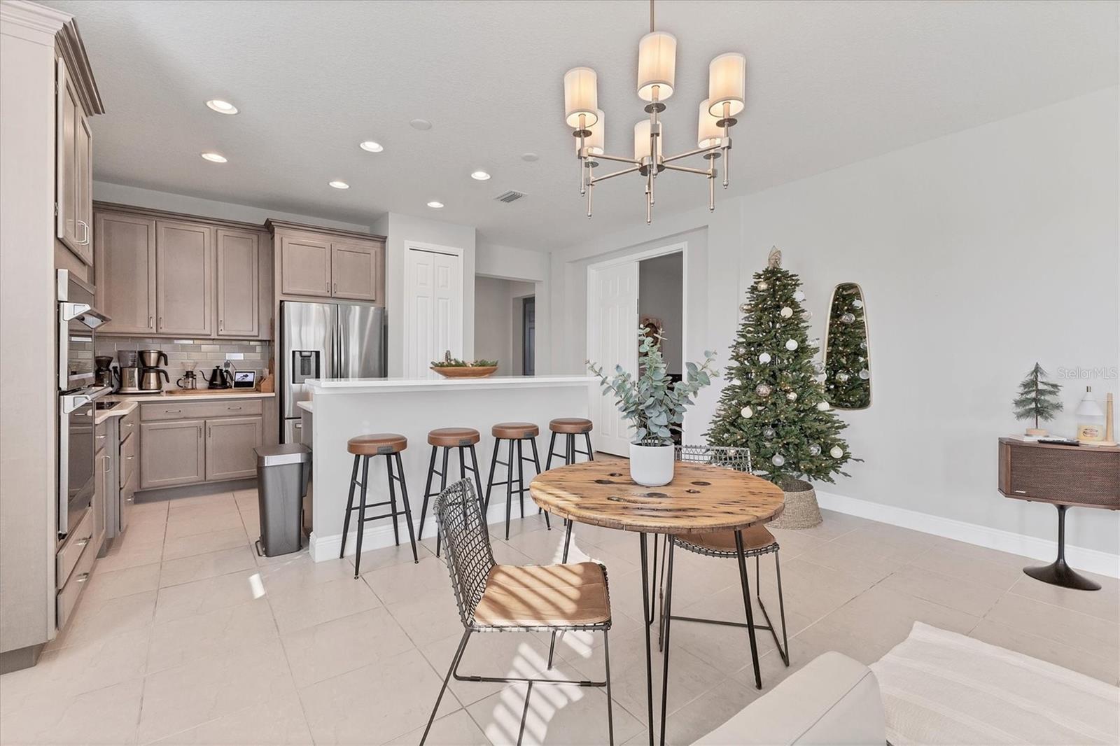 Image 15 of 39 For 123 Okeeffe Circle