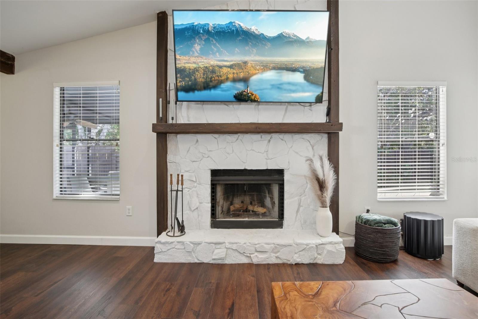 Image 11 of 42 For 665 Eastpointe Parkway