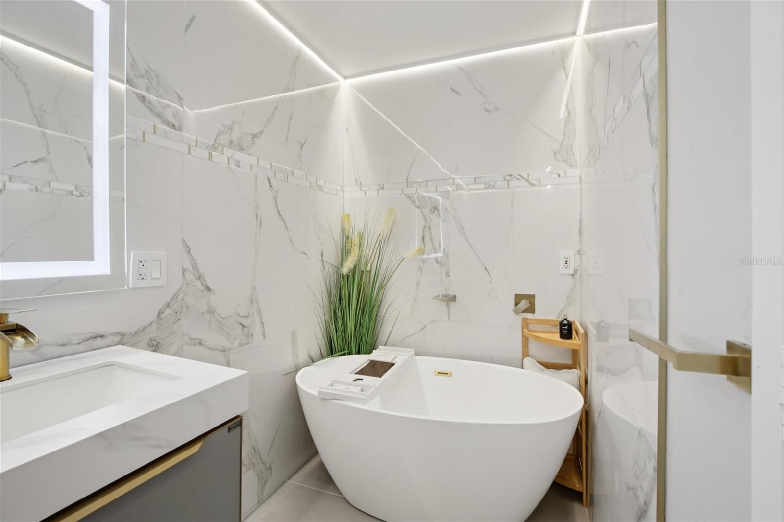 Image 26 of 42 For 665 Eastpointe Parkway