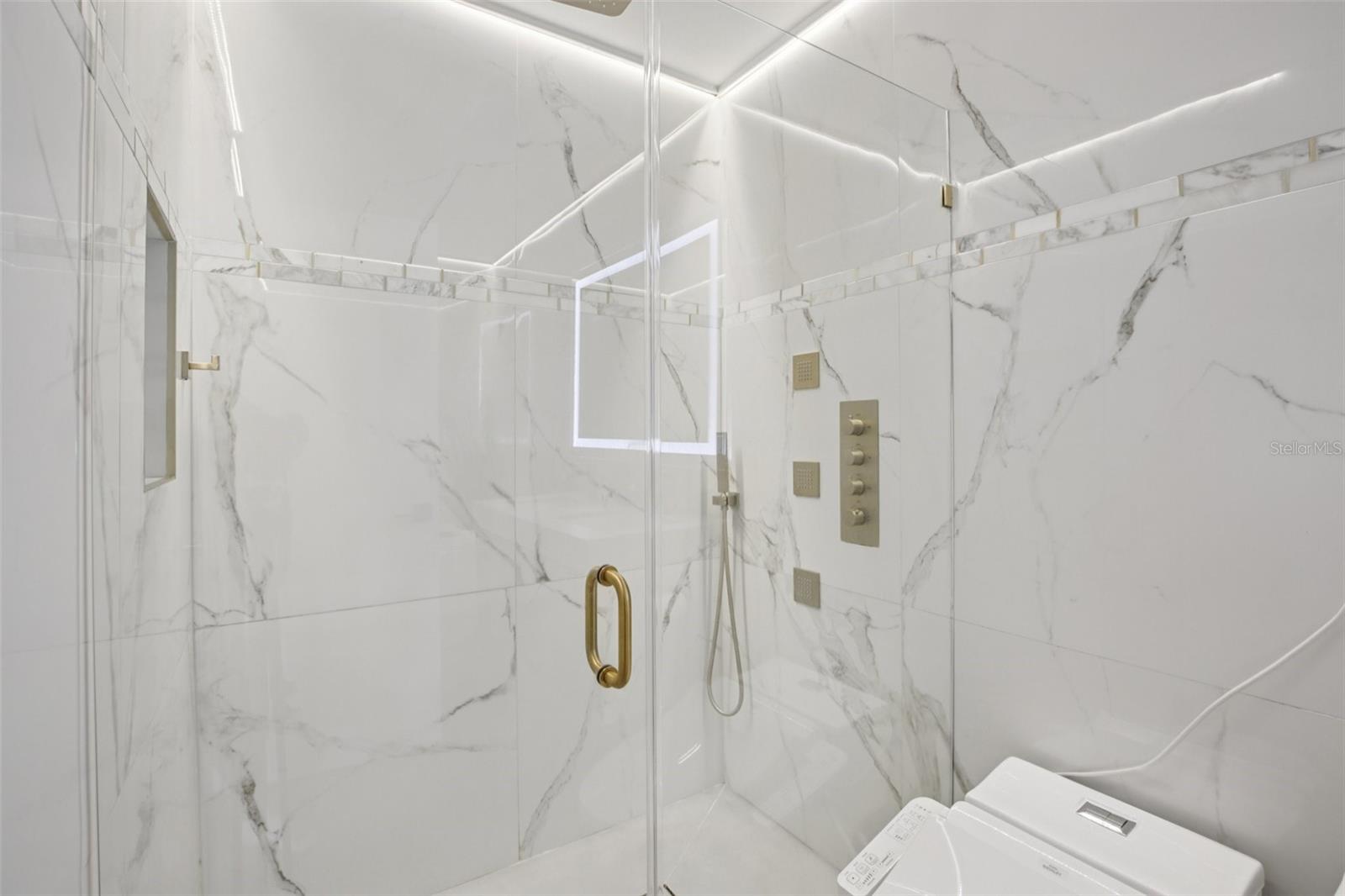 Image 27 of 42 For 665 Eastpointe Parkway