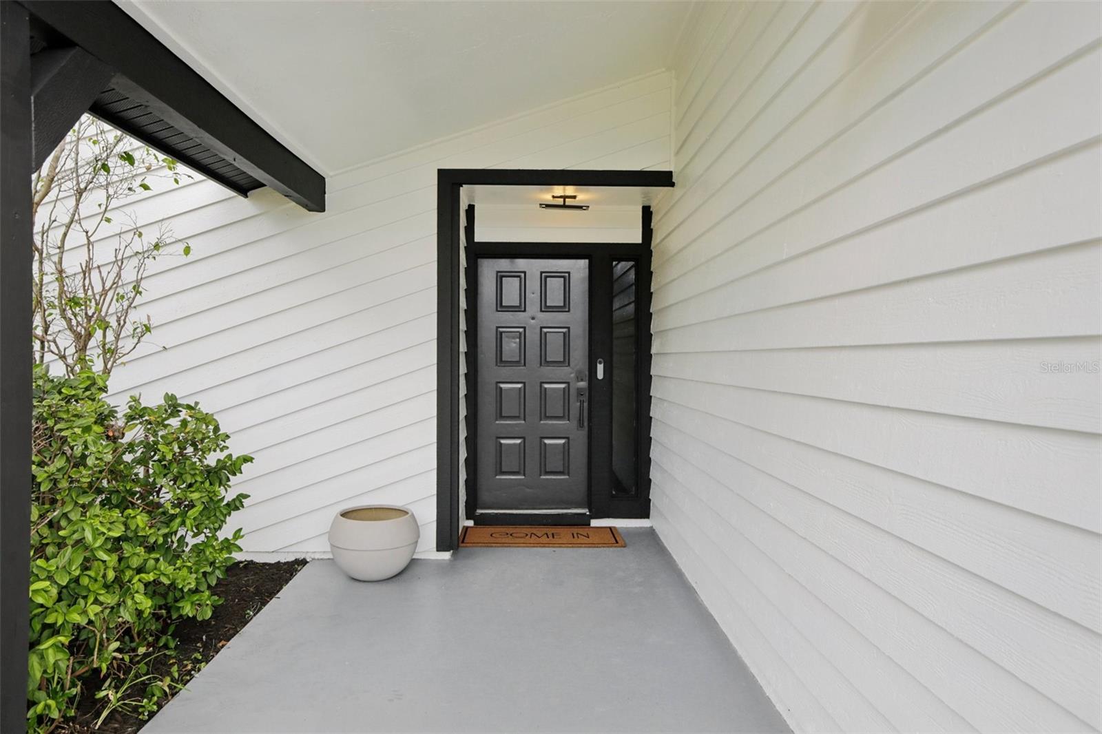 Image 4 of 42 For 665 Eastpointe Parkway