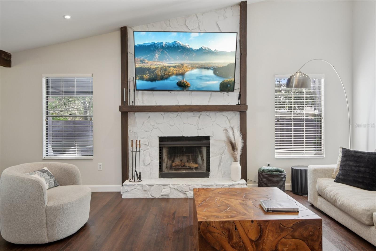 Image 8 of 42 For 665 Eastpointe Parkway