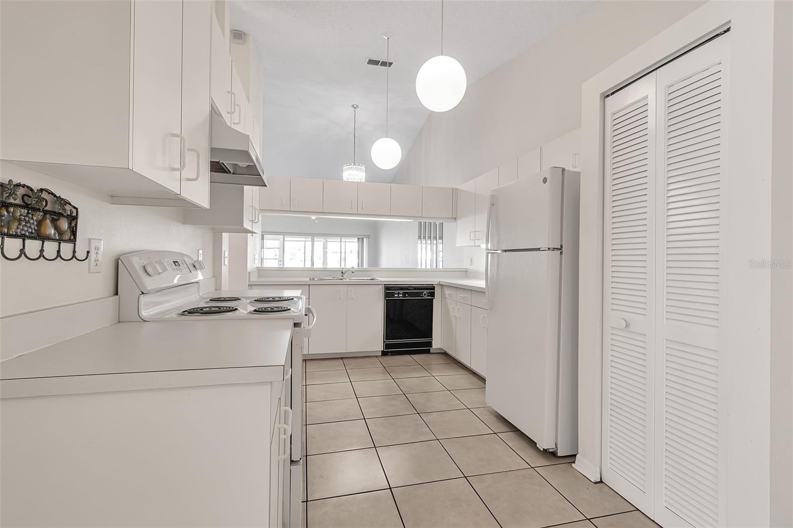 Image 6 of 65 For 4115 Putter Place 4115