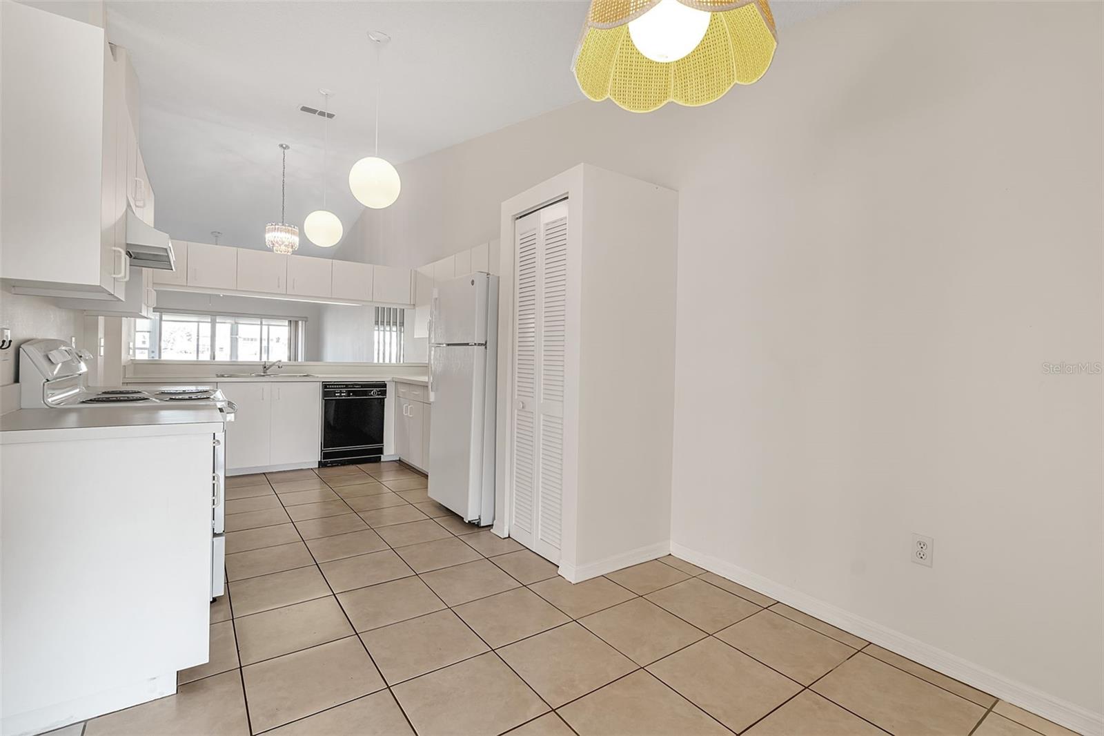 Image 8 of 65 For 4115 Putter Place 4115