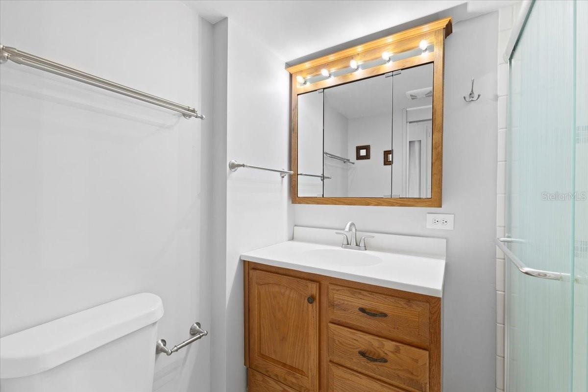 Image 12 of 41 For 2107 Ohio Avenue