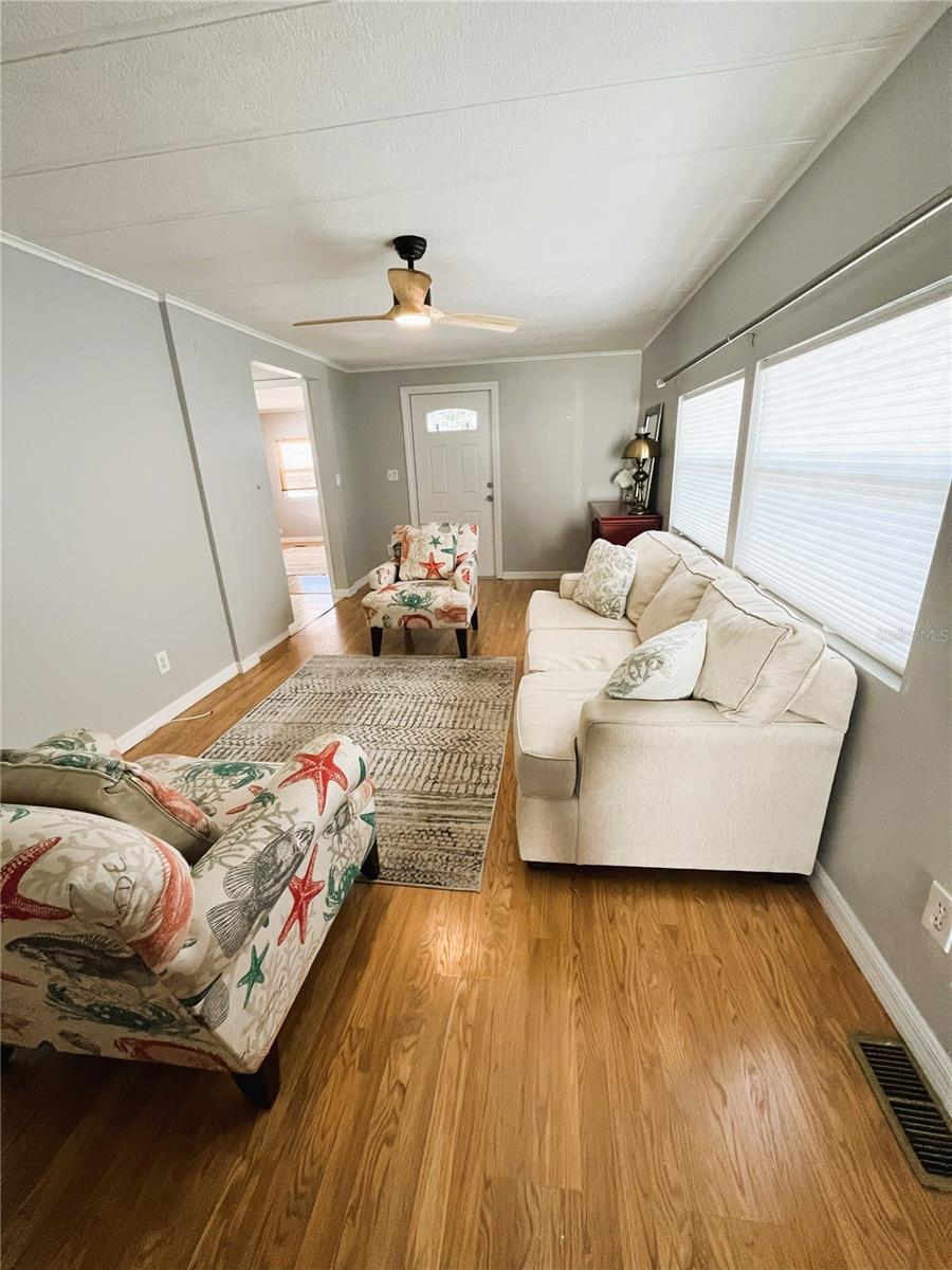 Image 2 of 41 For 2107 Ohio Avenue