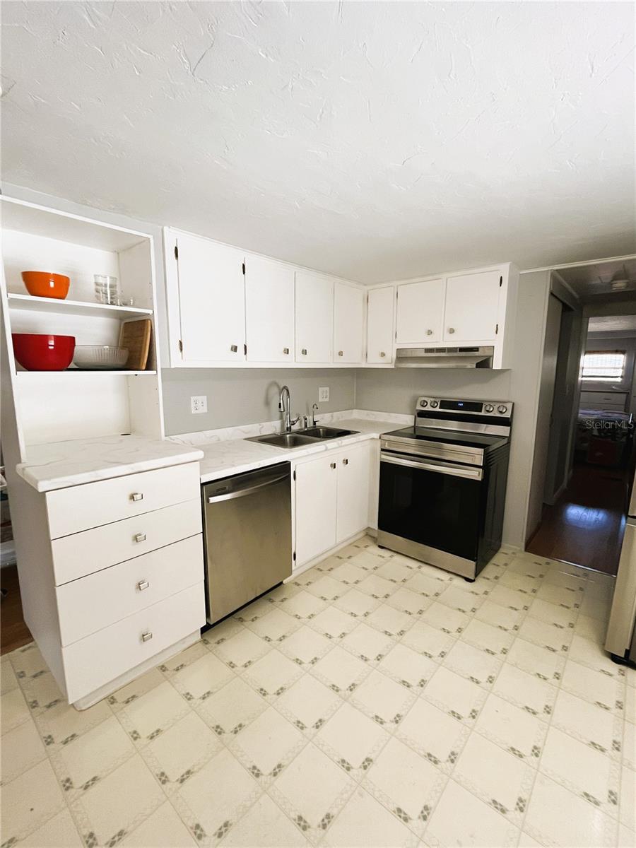 Image 9 of 41 For 2107 Ohio Avenue