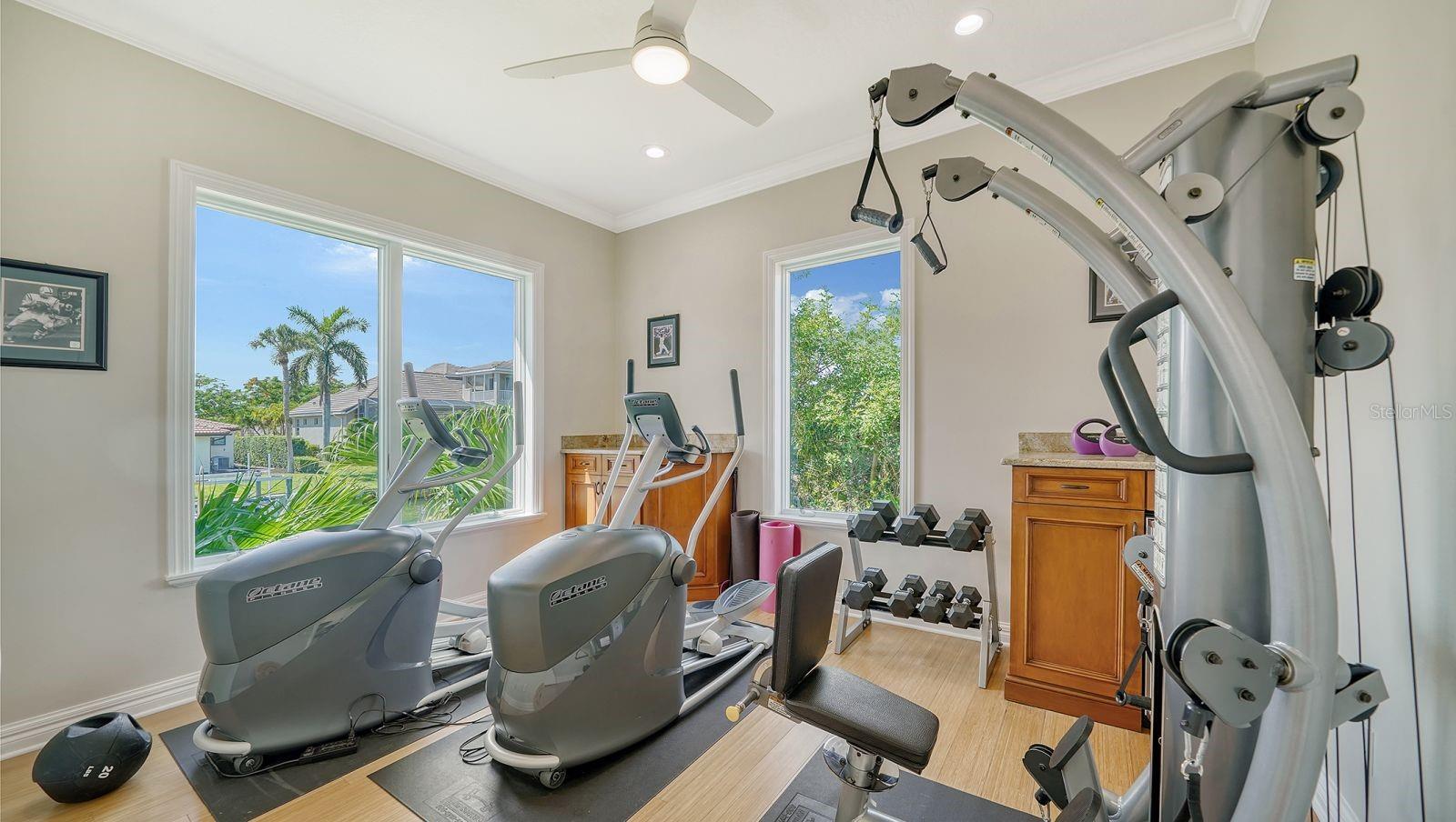 Image 21 of 45 For 610 Yardarm Lane