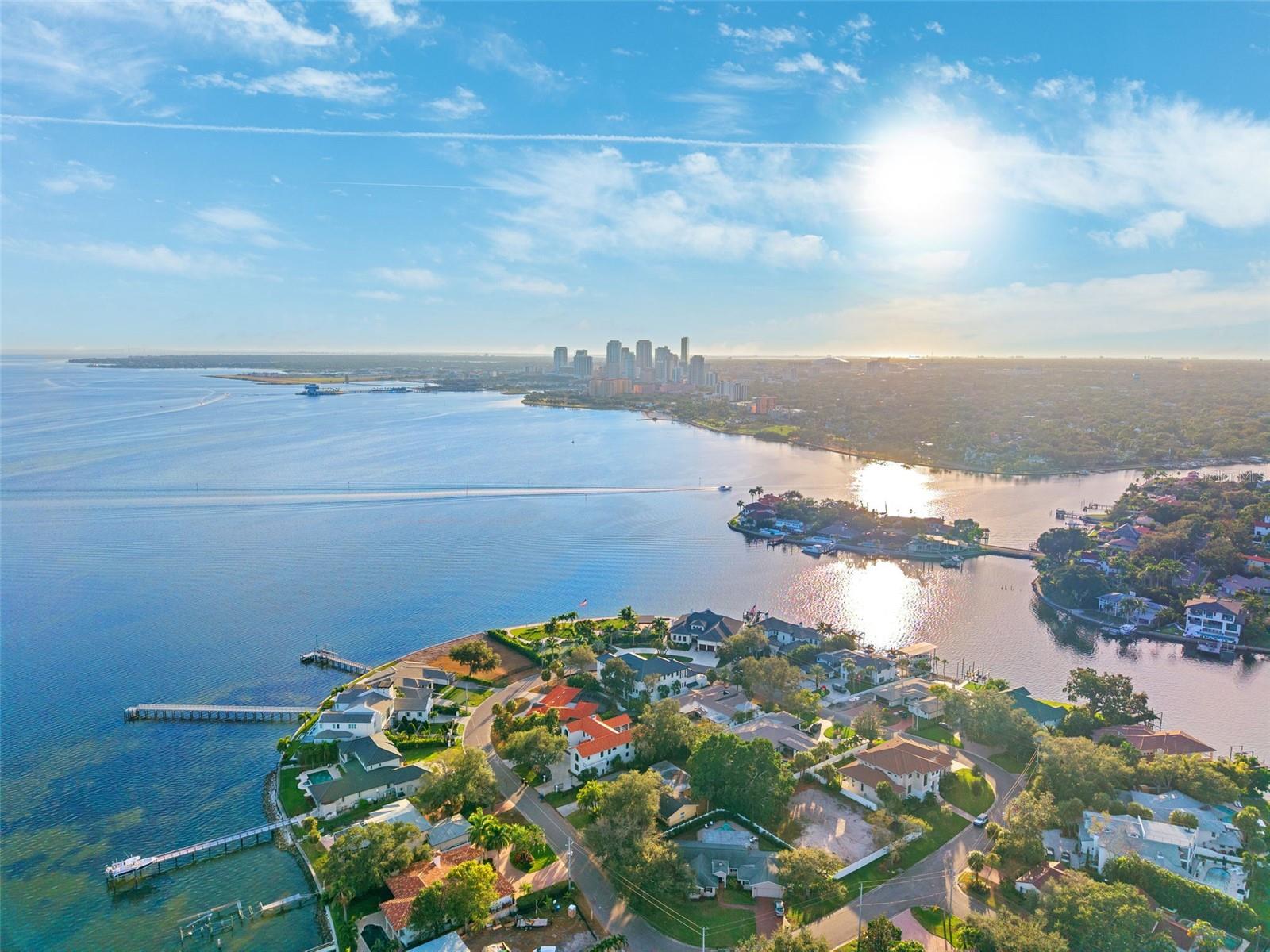 Image 15 of 17 For 218 Catalan Boulevard Ne