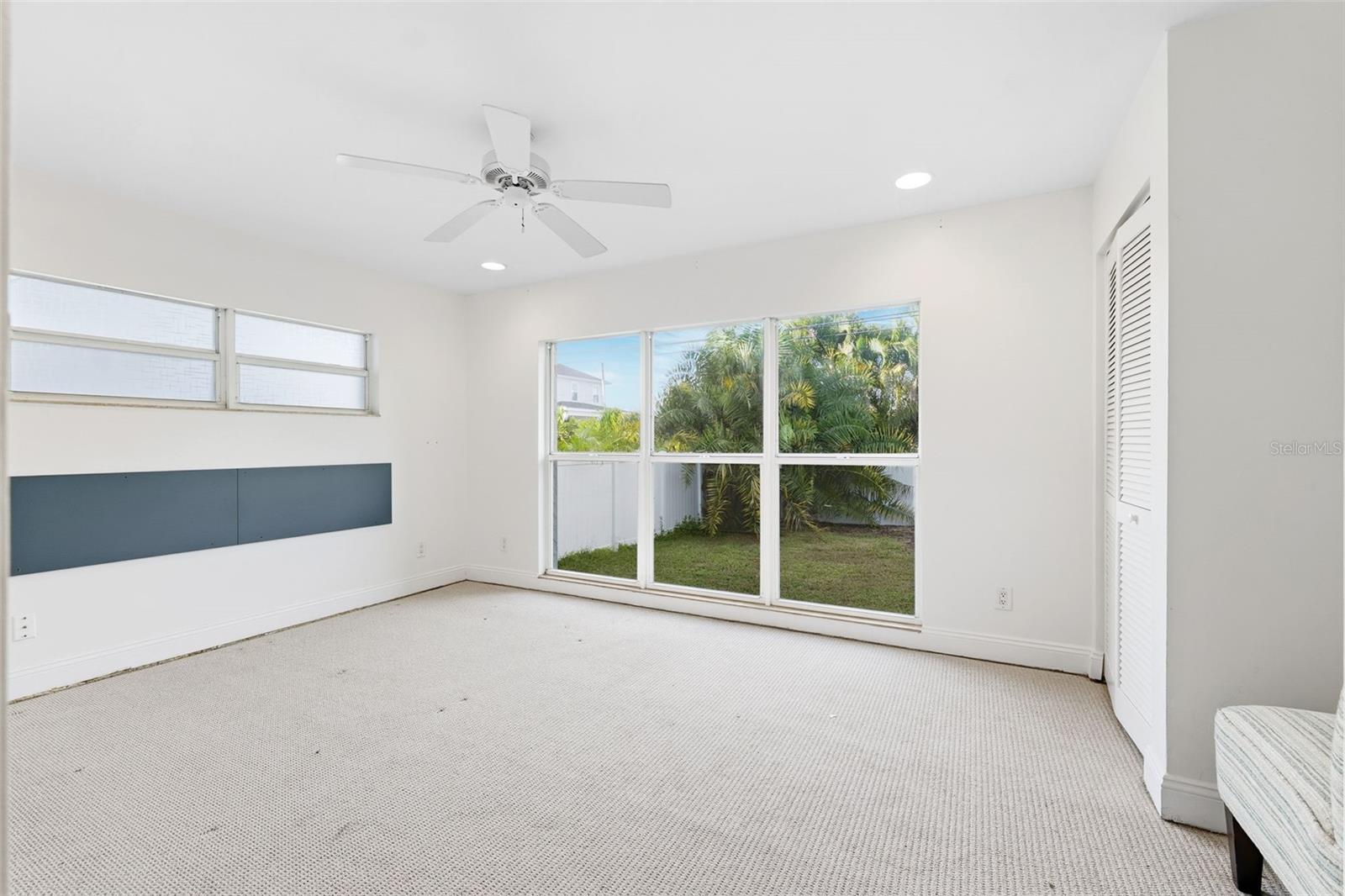 Image 9 of 17 For 218 Catalan Boulevard Ne