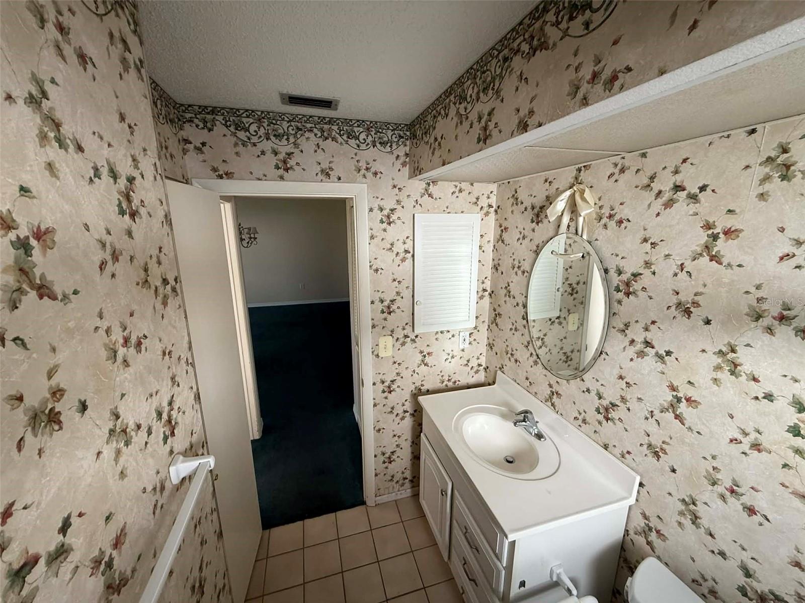 Image 16 of 30 For 1211 Capri Isles Boulevard 5