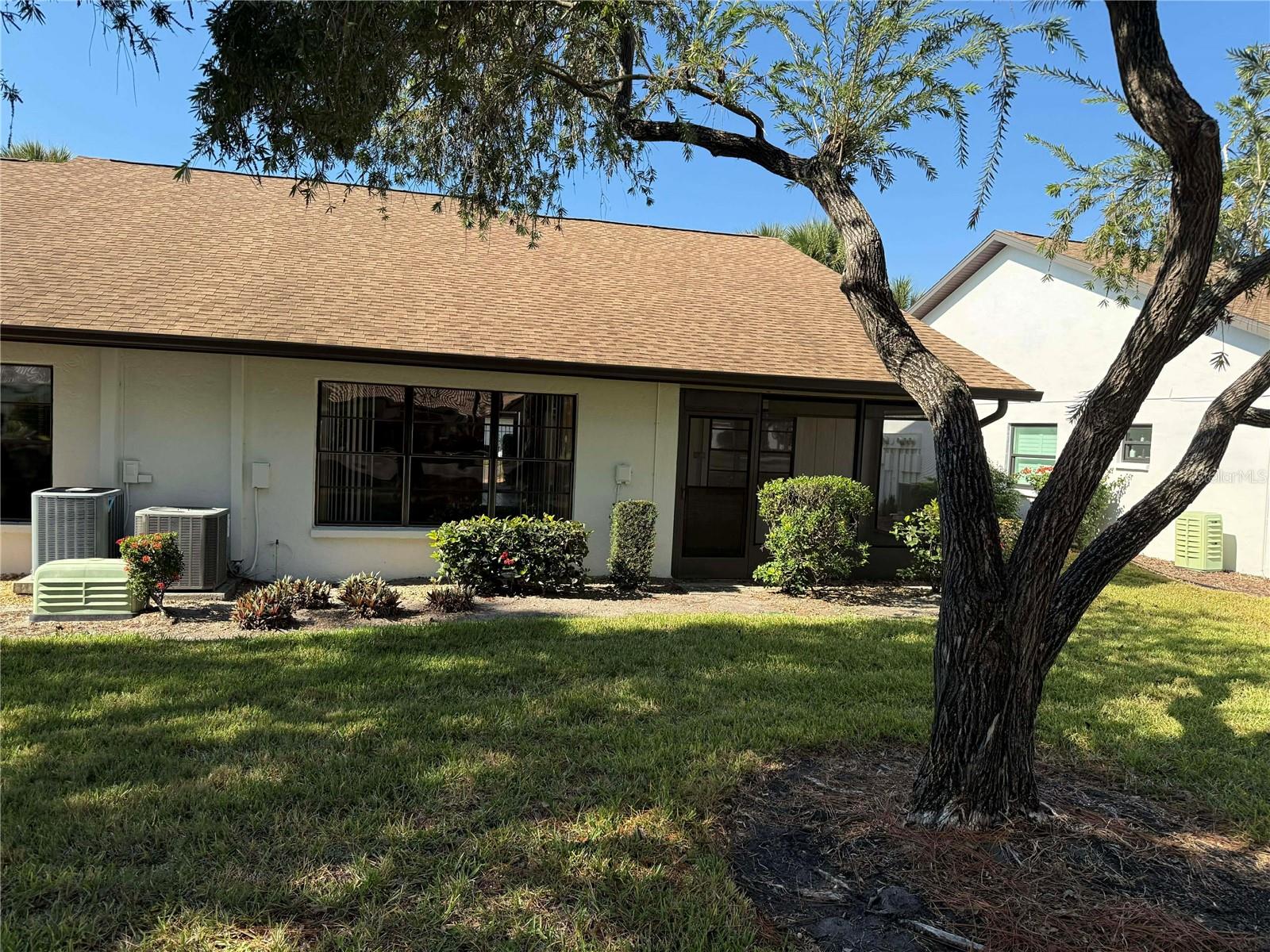 Image 25 of 30 For 1211 Capri Isles Boulevard 5