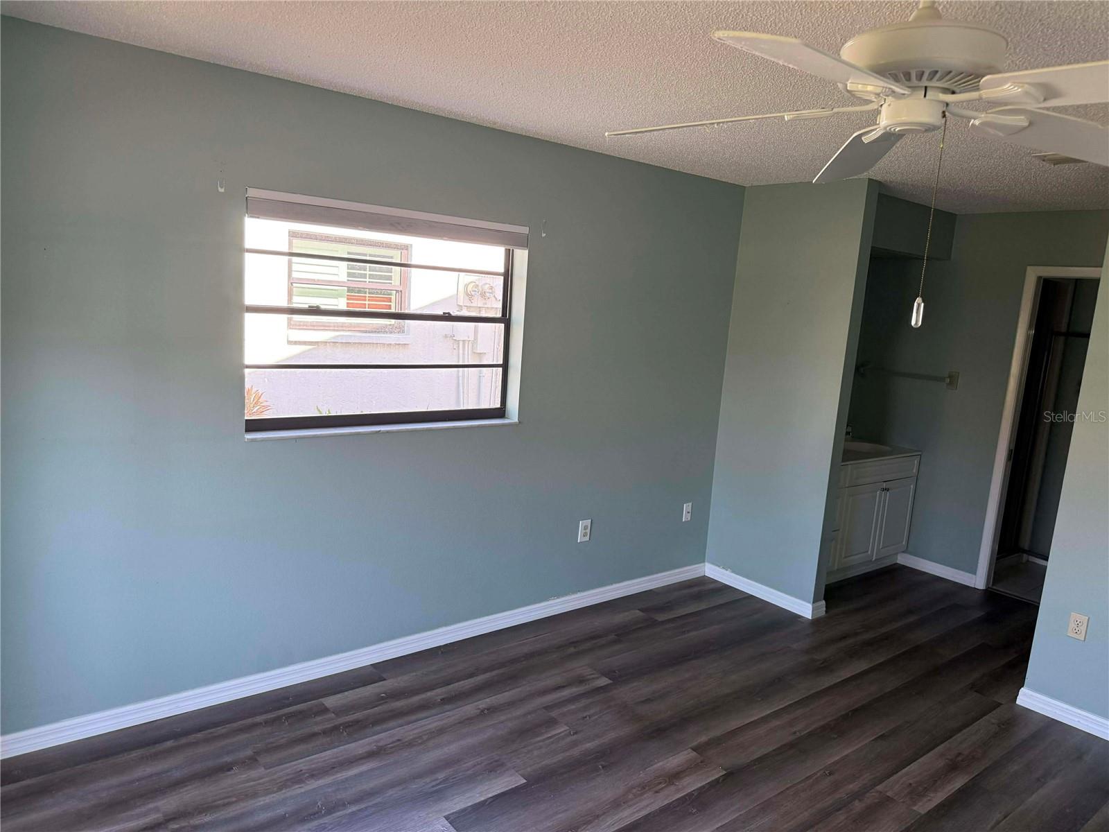 Image 9 of 30 For 1211 Capri Isles Boulevard 5