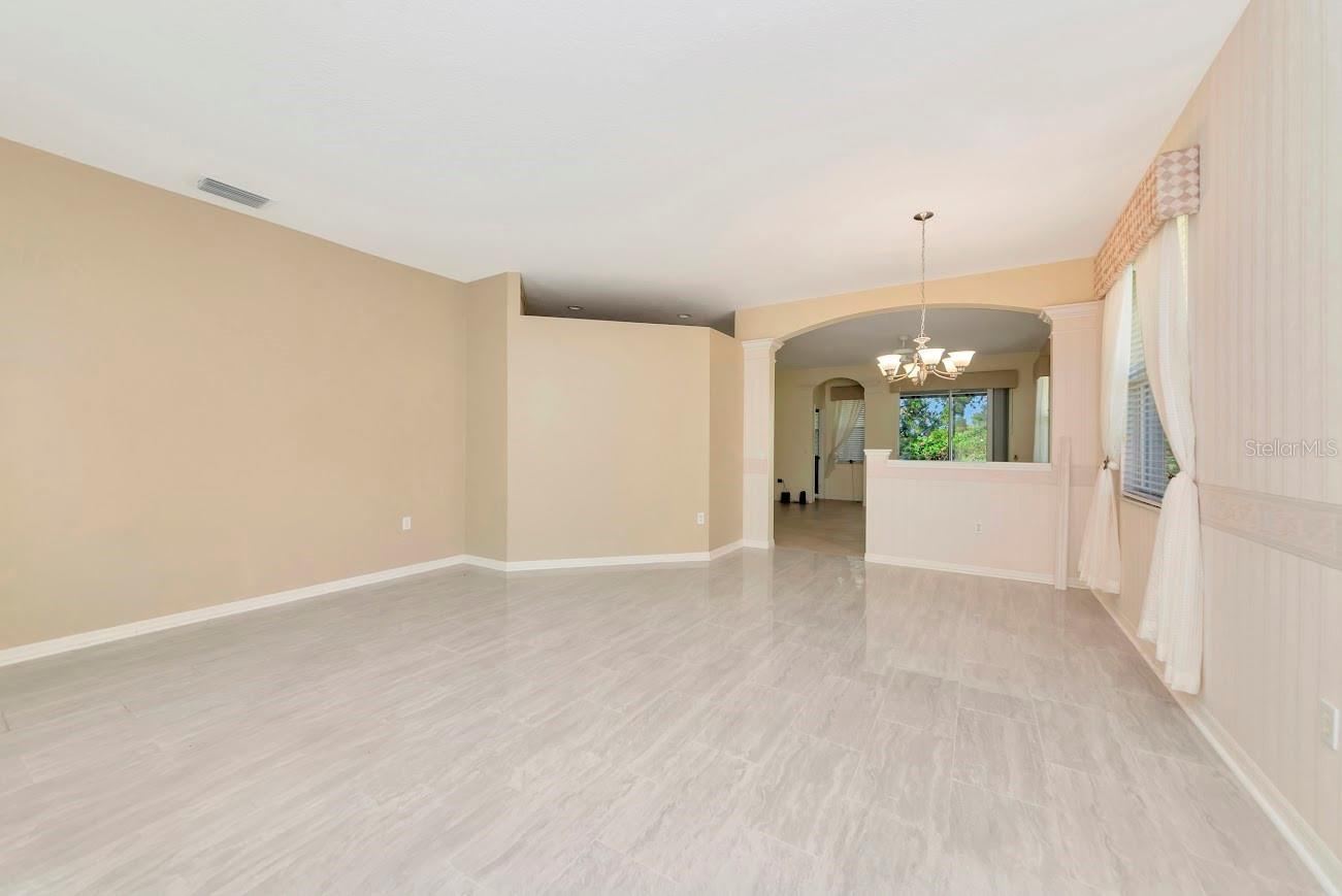 Image 6 of 40 For 1494 Millbrook Circle