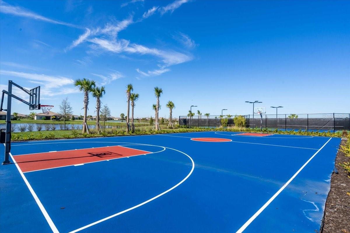 Image 44 of 47 For 5522 Tidal Breeze Cove