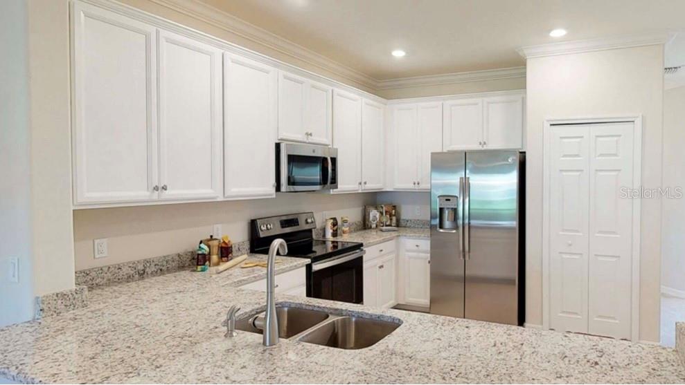 Image 6 of 47 For 5522 Tidal Breeze Cove