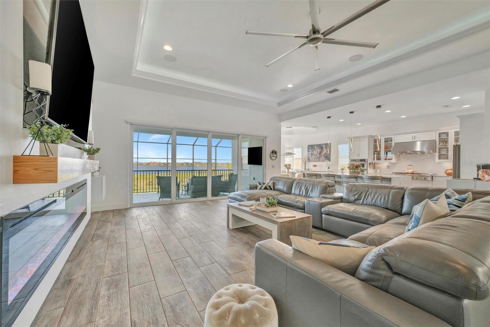 Image 11 of 96 For 5510 Tidewater Preserve Boulevard