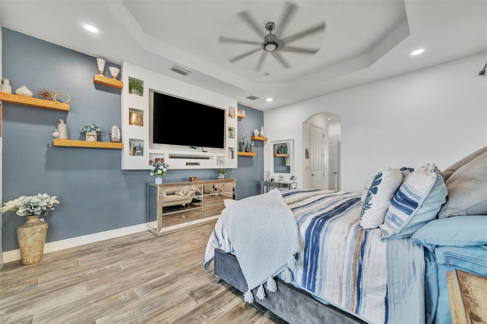 Image 39 of 96 For 5510 Tidewater Preserve Boulevard