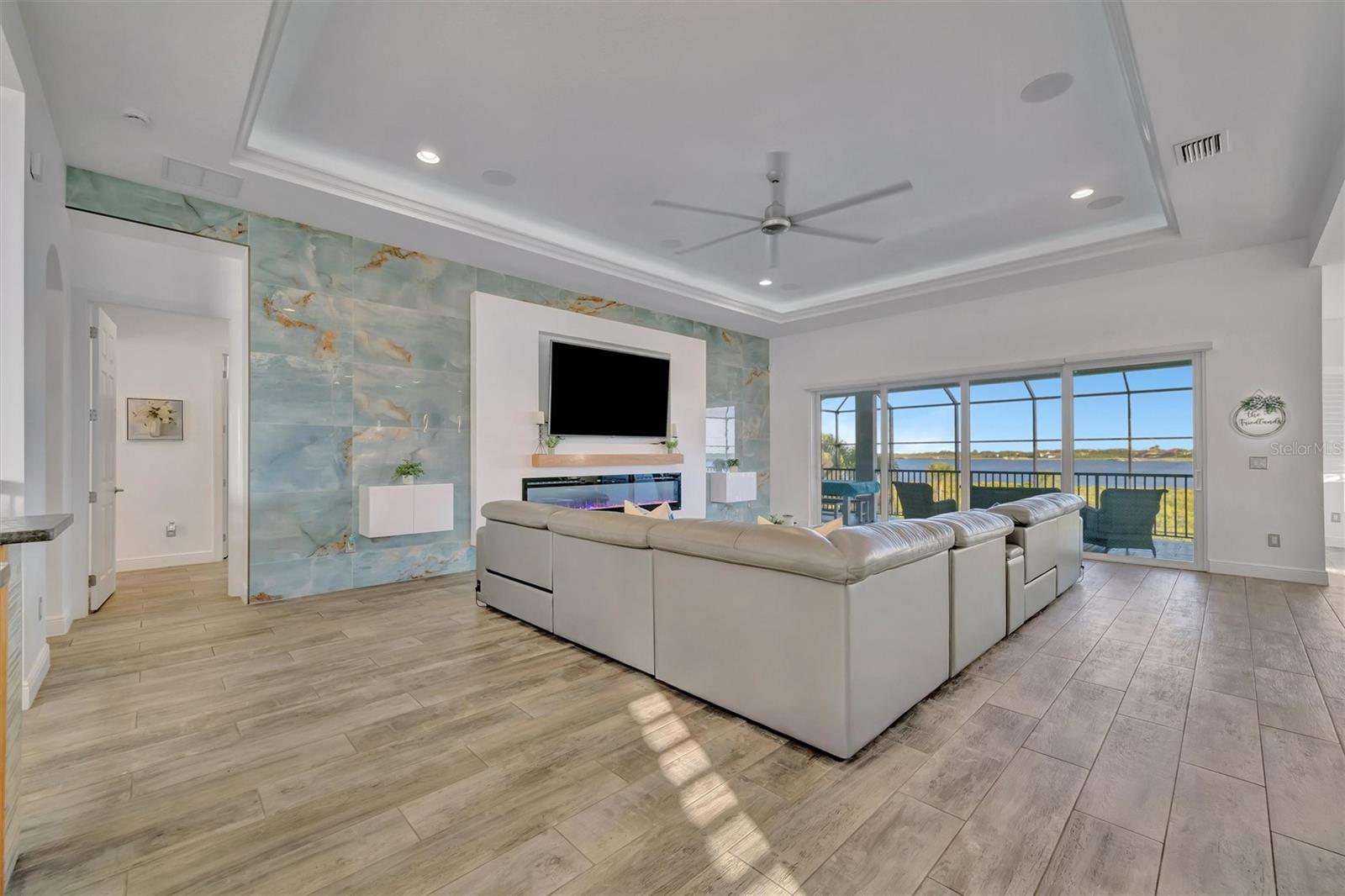 Image 9 of 96 For 5510 Tidewater Preserve Boulevard