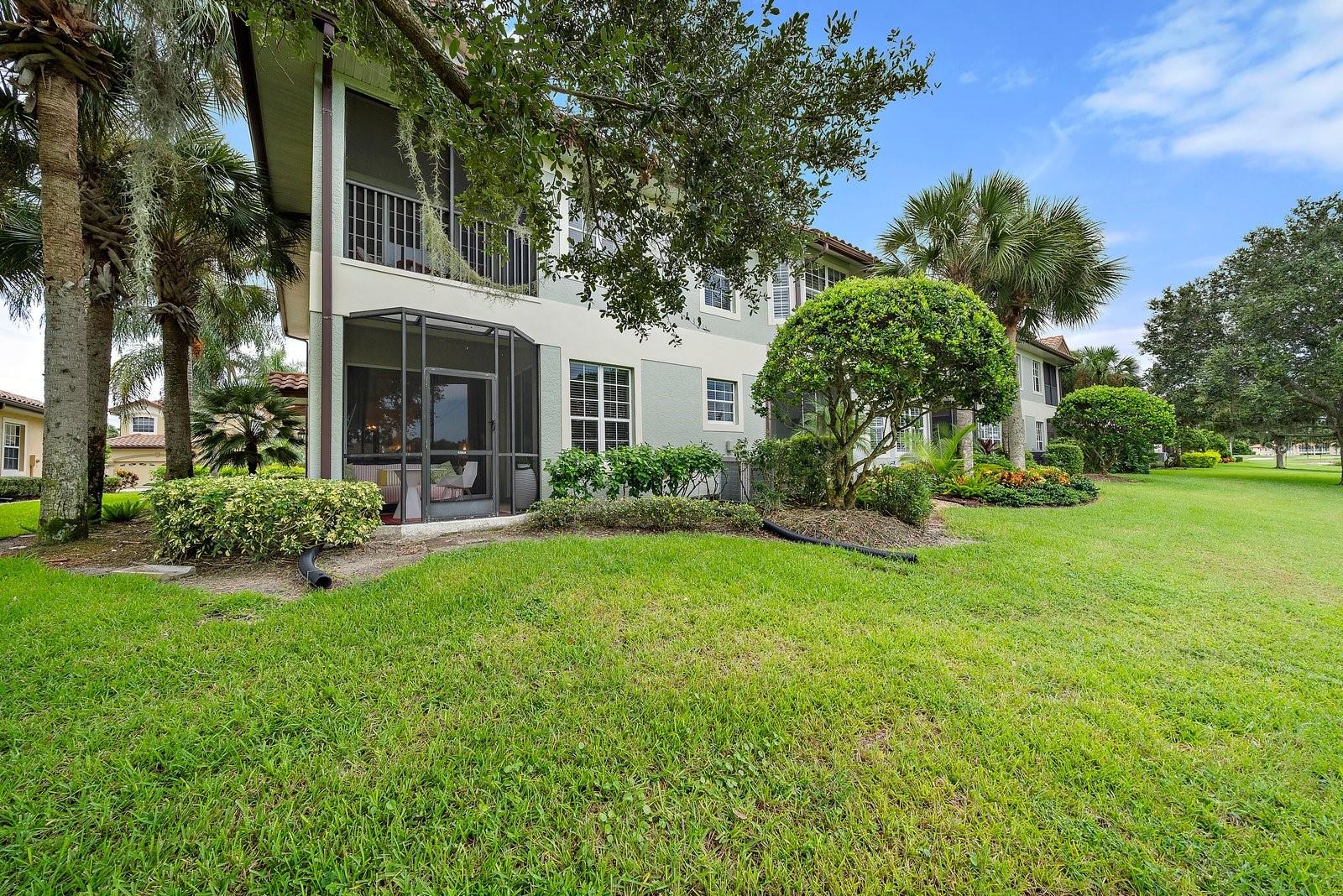 Image 16 of 31 For 8406 Miramar Way 8406