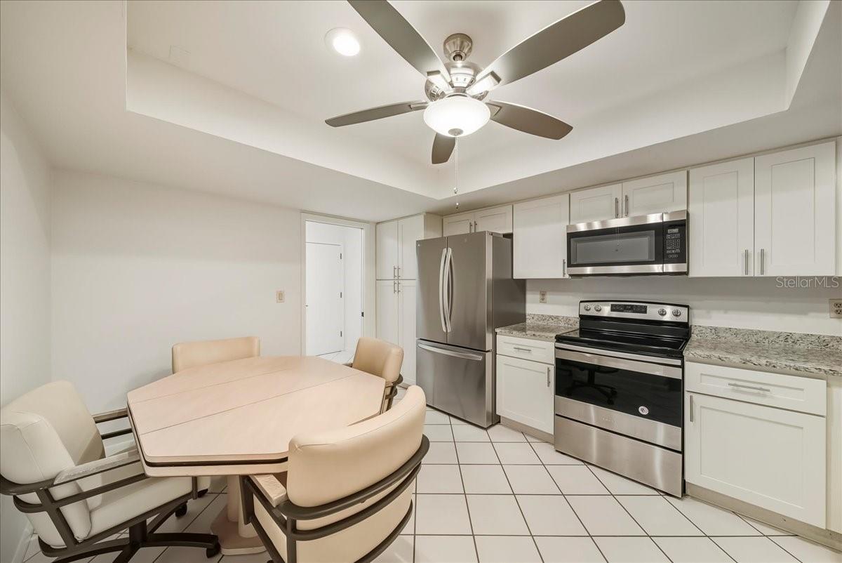 Image 15 of 48 For 4530 Atwood Cay Circle 13