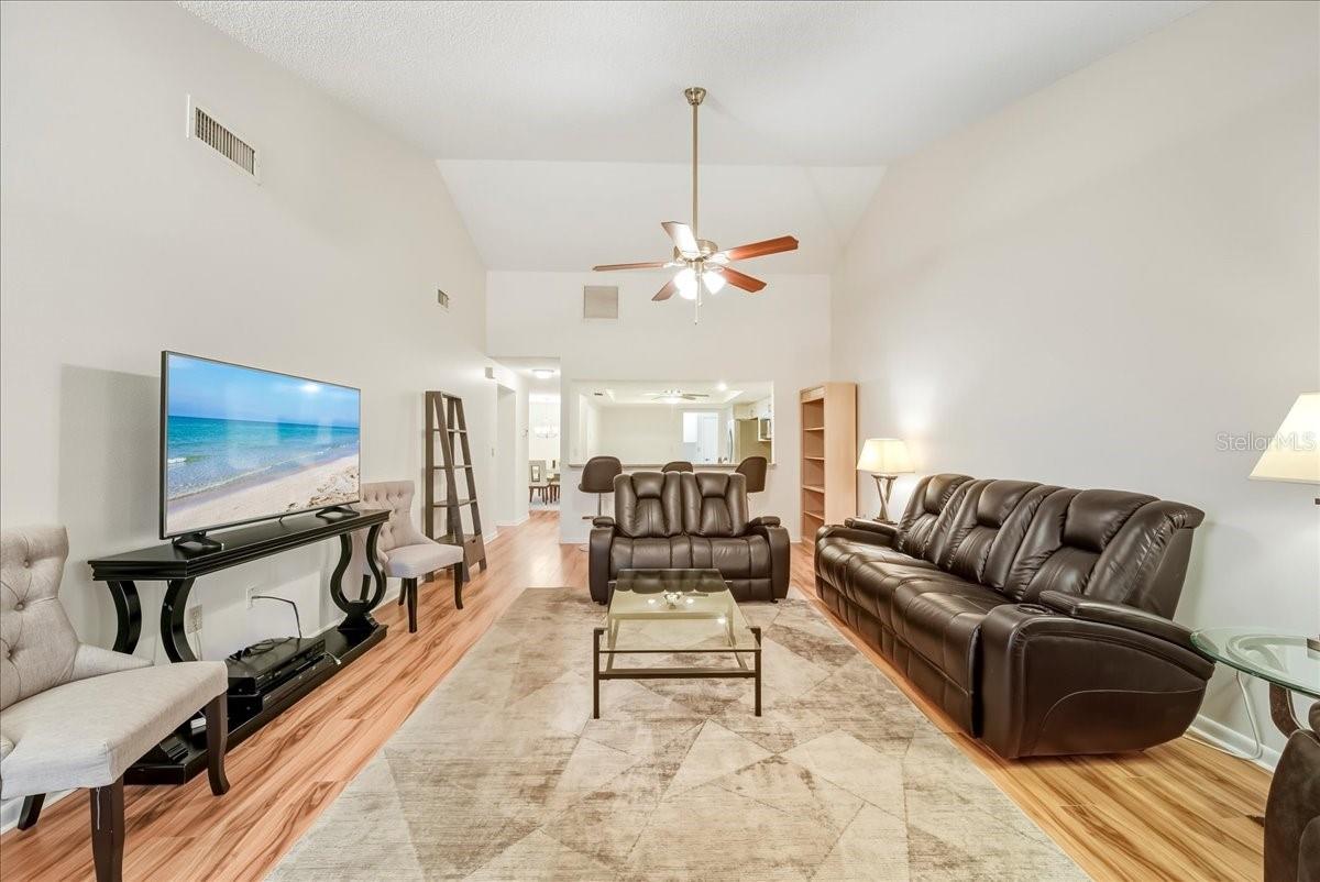 Image 21 of 48 For 4530 Atwood Cay Circle 13