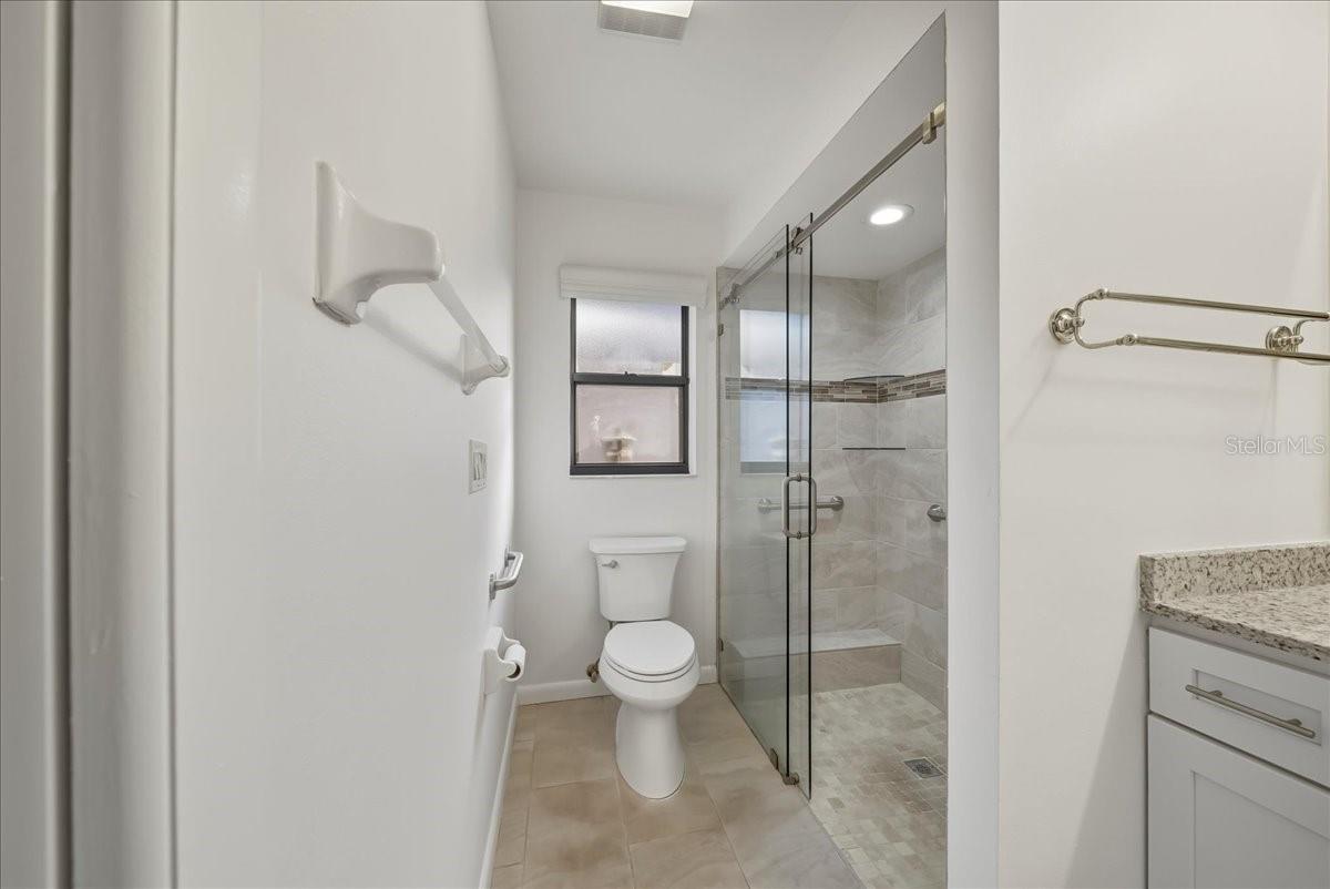 Image 30 of 48 For 4530 Atwood Cay Circle 13