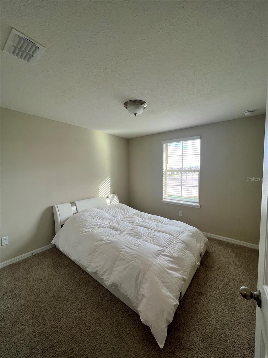 Image 14 of 21 For 16180 Arbor Crest Alley