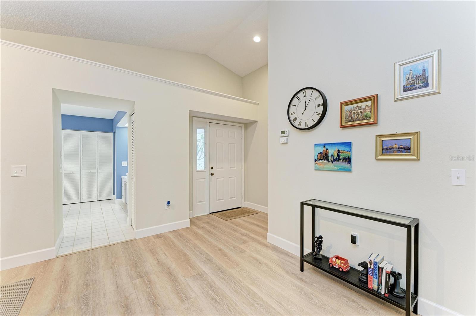 Image 13 of 78 For 729 Brightside Crescent Drive 33