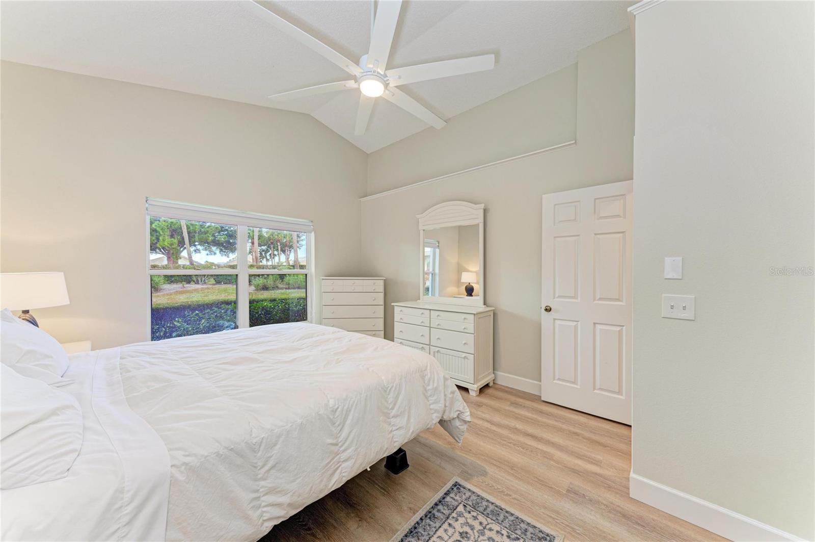 Image 25 of 78 For 729 Brightside Crescent Drive 33