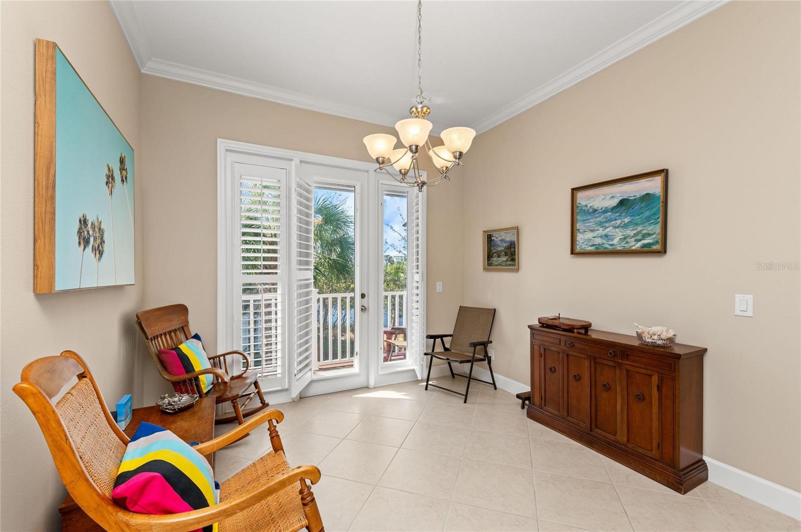 Image 25 of 100 For 266 Sapphire Lake Drive 202